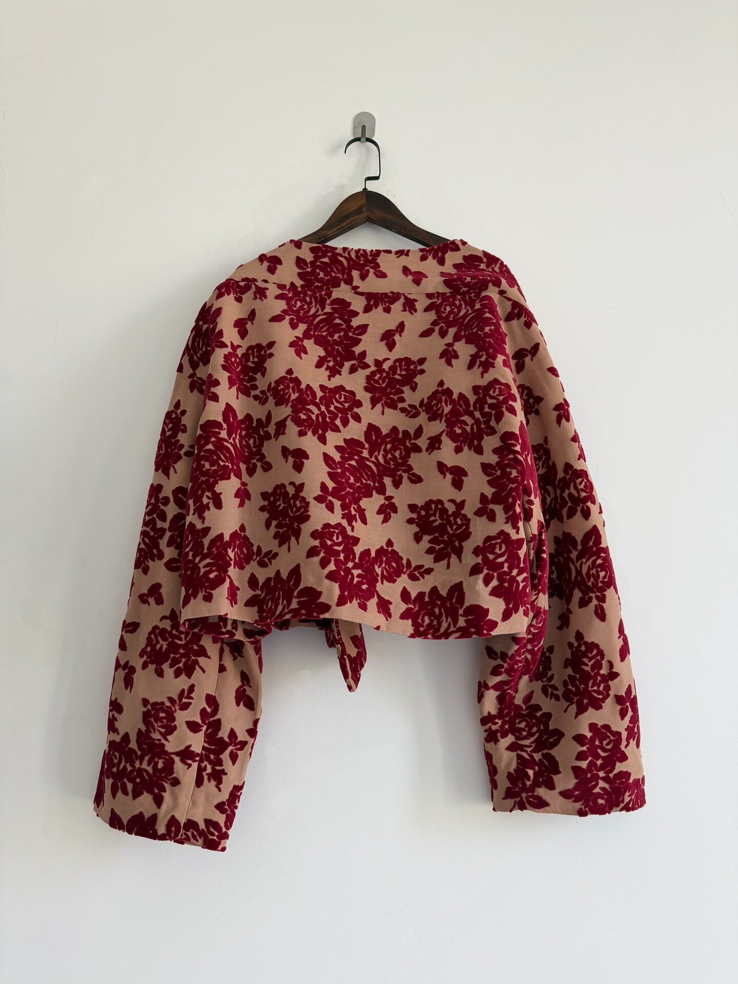 Comme des Garcons 1996 Velvet Floral Jacket — detail
