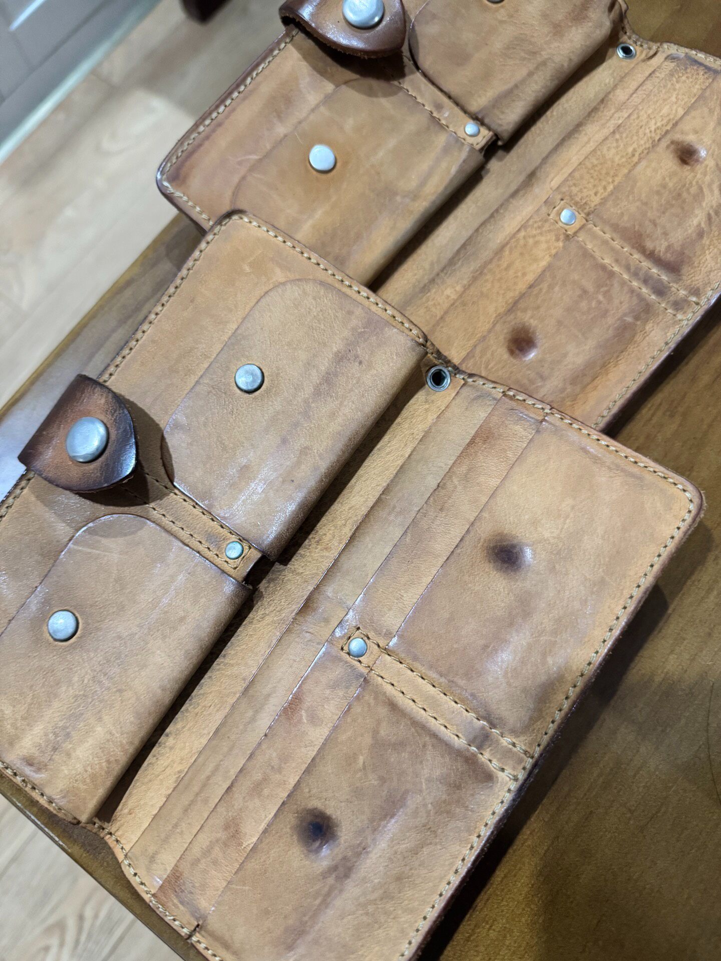 Freewheelers Great Lakes Vintage Long Wallet — detail