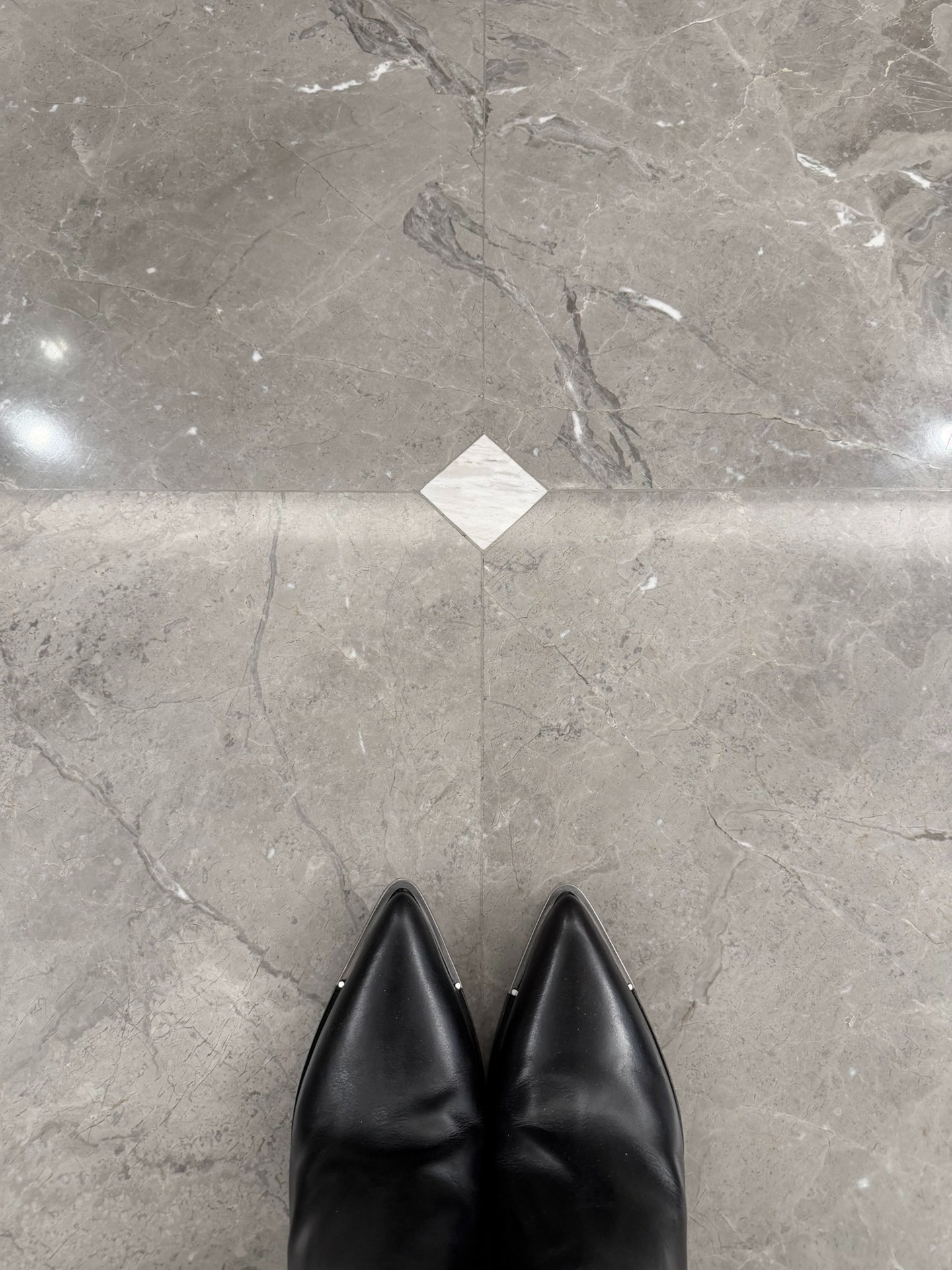 Celine Hedi Slimane Cone Heel Chelsea Boots — detail