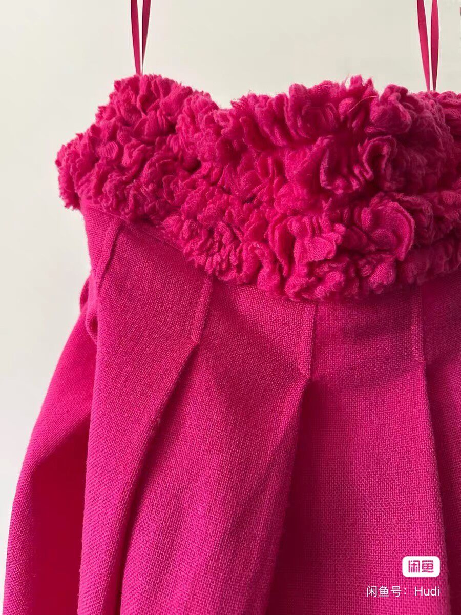 Comme des Garcons Tricot Pink Ruffled Apron Skirt — label