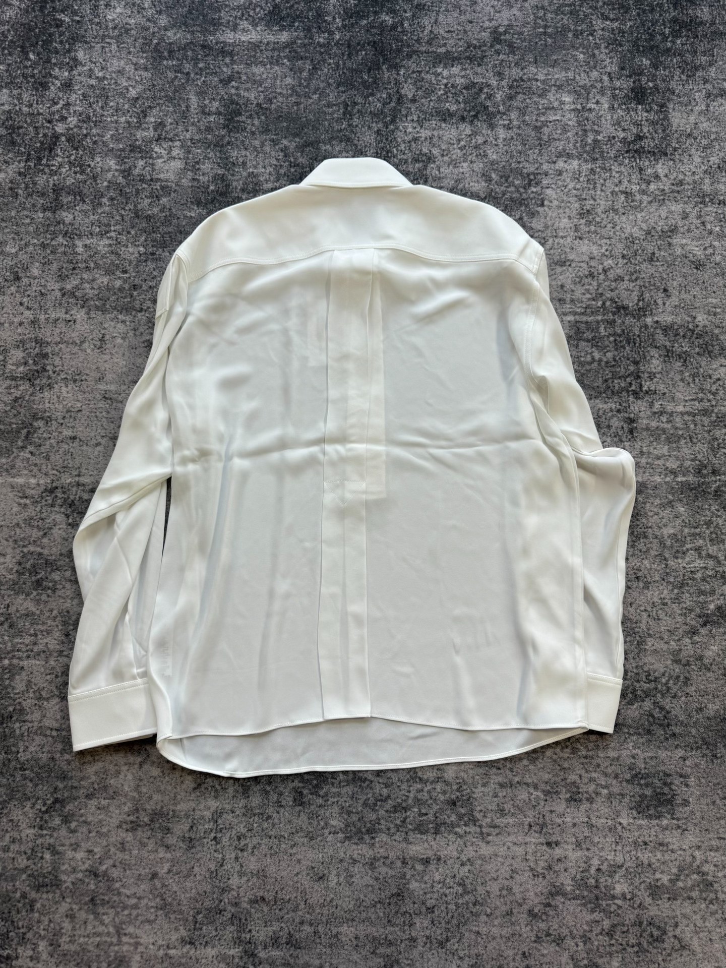 Louis Vuitton Silk-like Long Sleeve Shirt — front