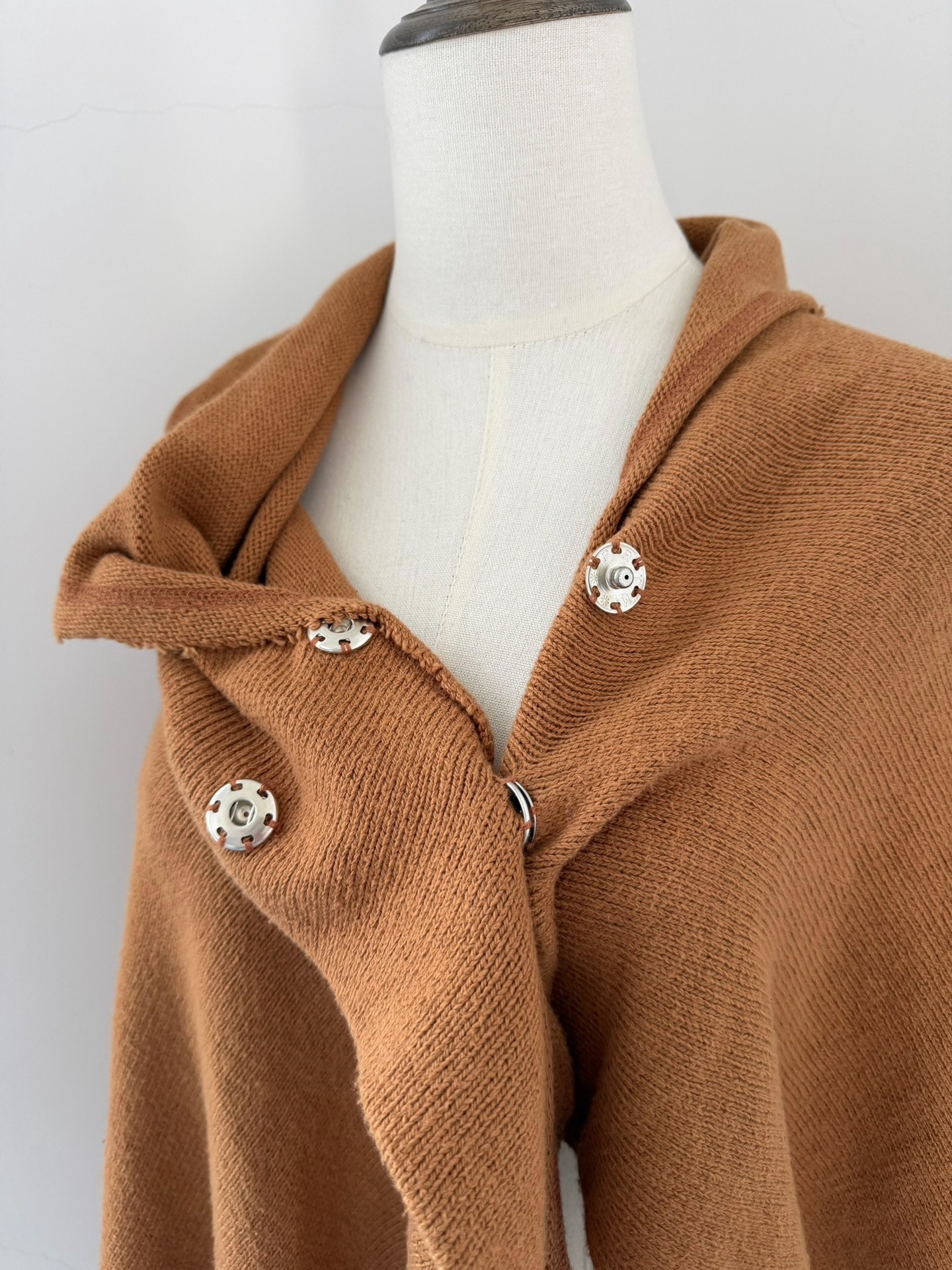 Y’s Asymmetric Knit Hooded Top — detail