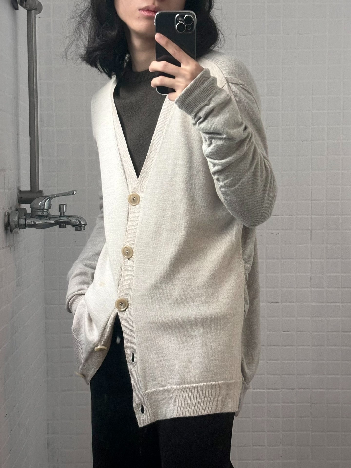 Maison Margiela AW2004 V-Neck Cardigan — detail
