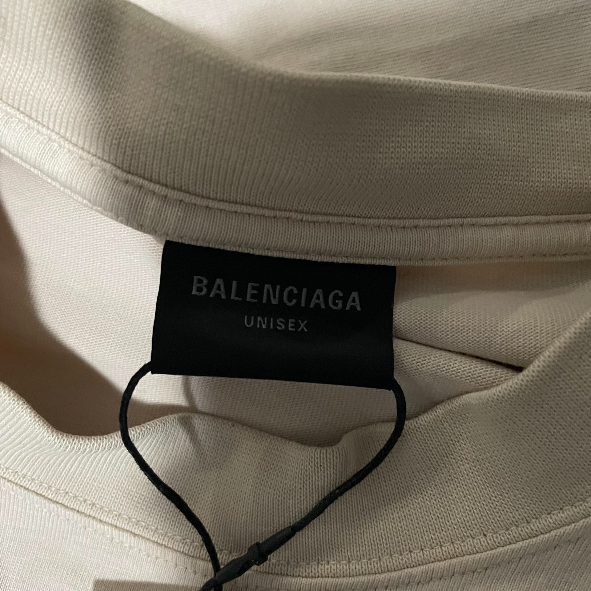 Balenciaga SS22 Oversized Logo T-Shirt — detail