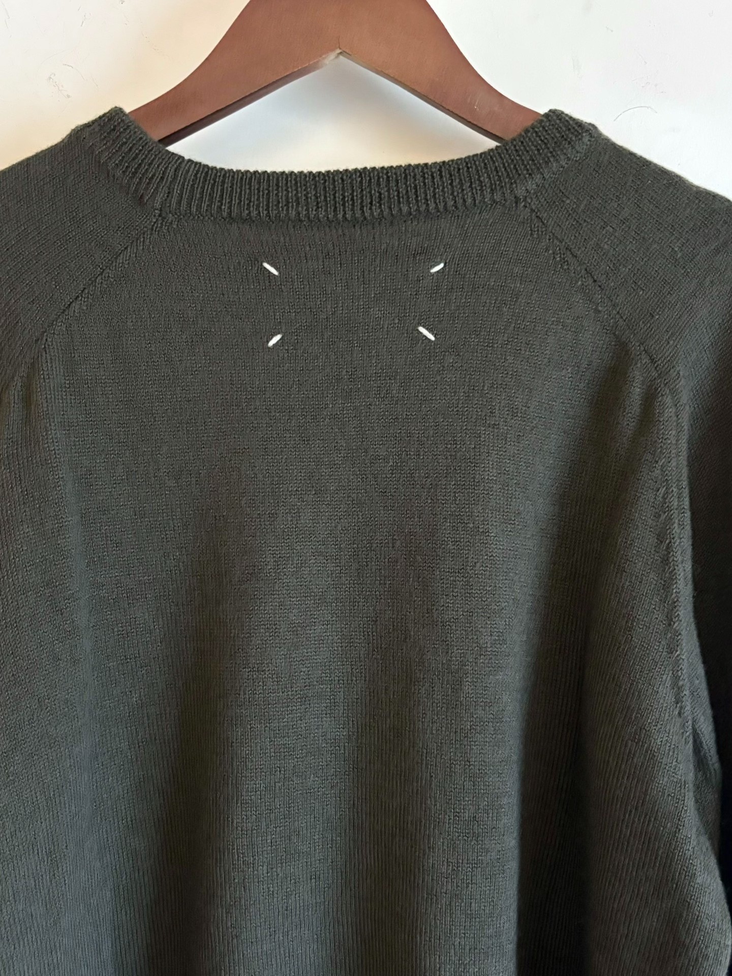 Maison Margiela AW1999 Banana Sleeve Sweater — label