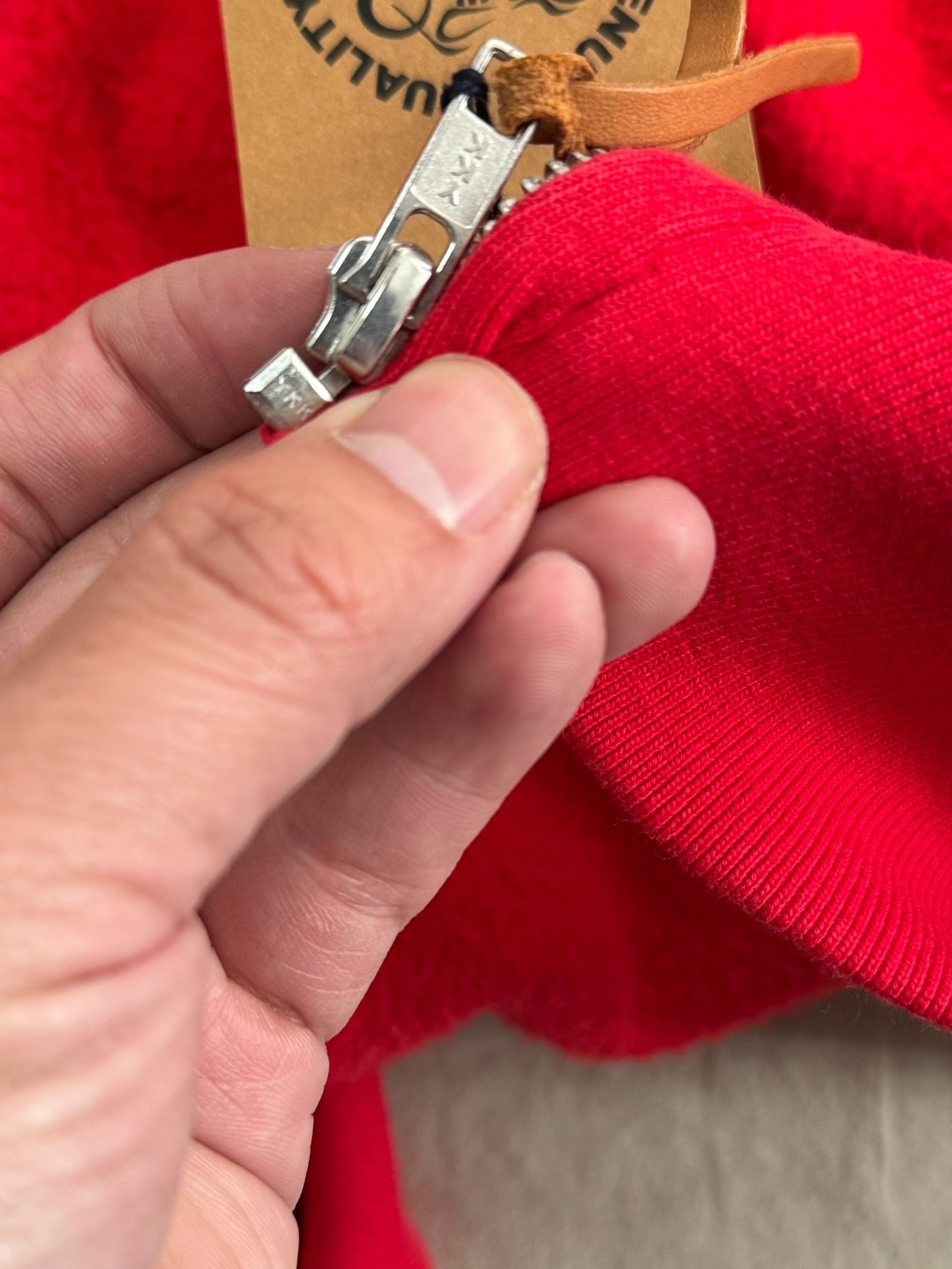 Iron Heart Red Full-Zip Vintage Hoodie — detail