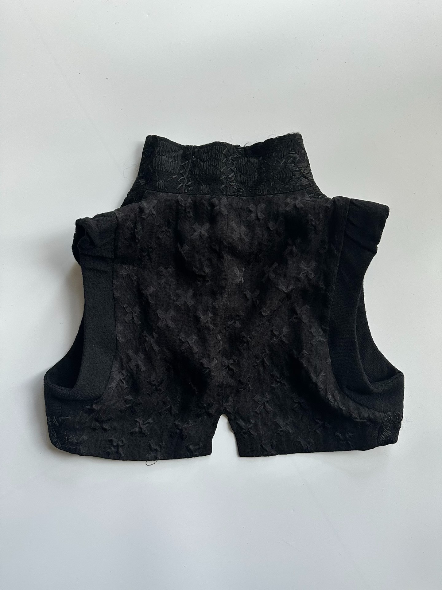 Ann Demeulemeester 09FW Brocade Vest — label