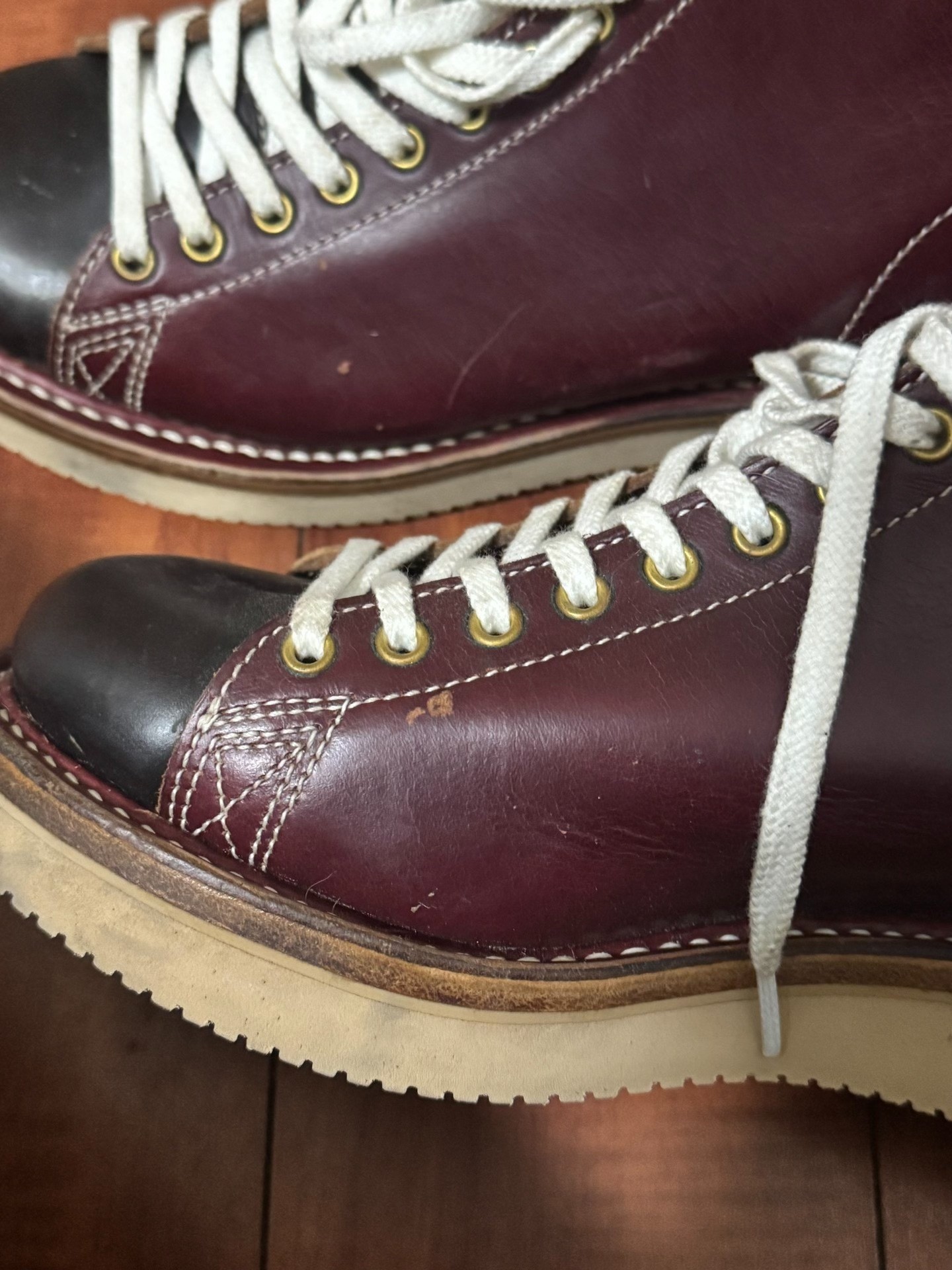 Zerrows Short-Face Work Boots — label