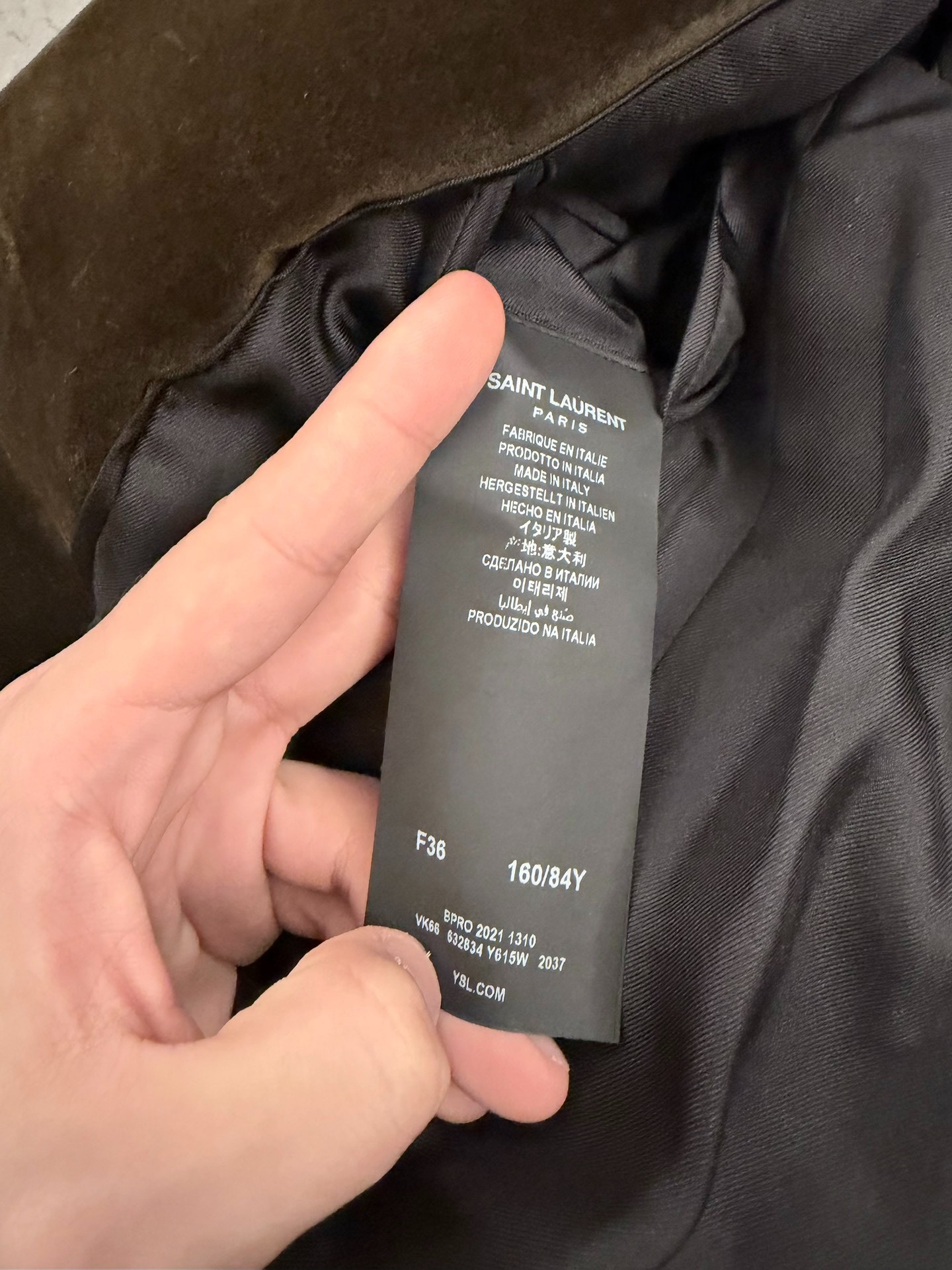 Saint Laurent Brown Velvet Le Smoking Blazer — label