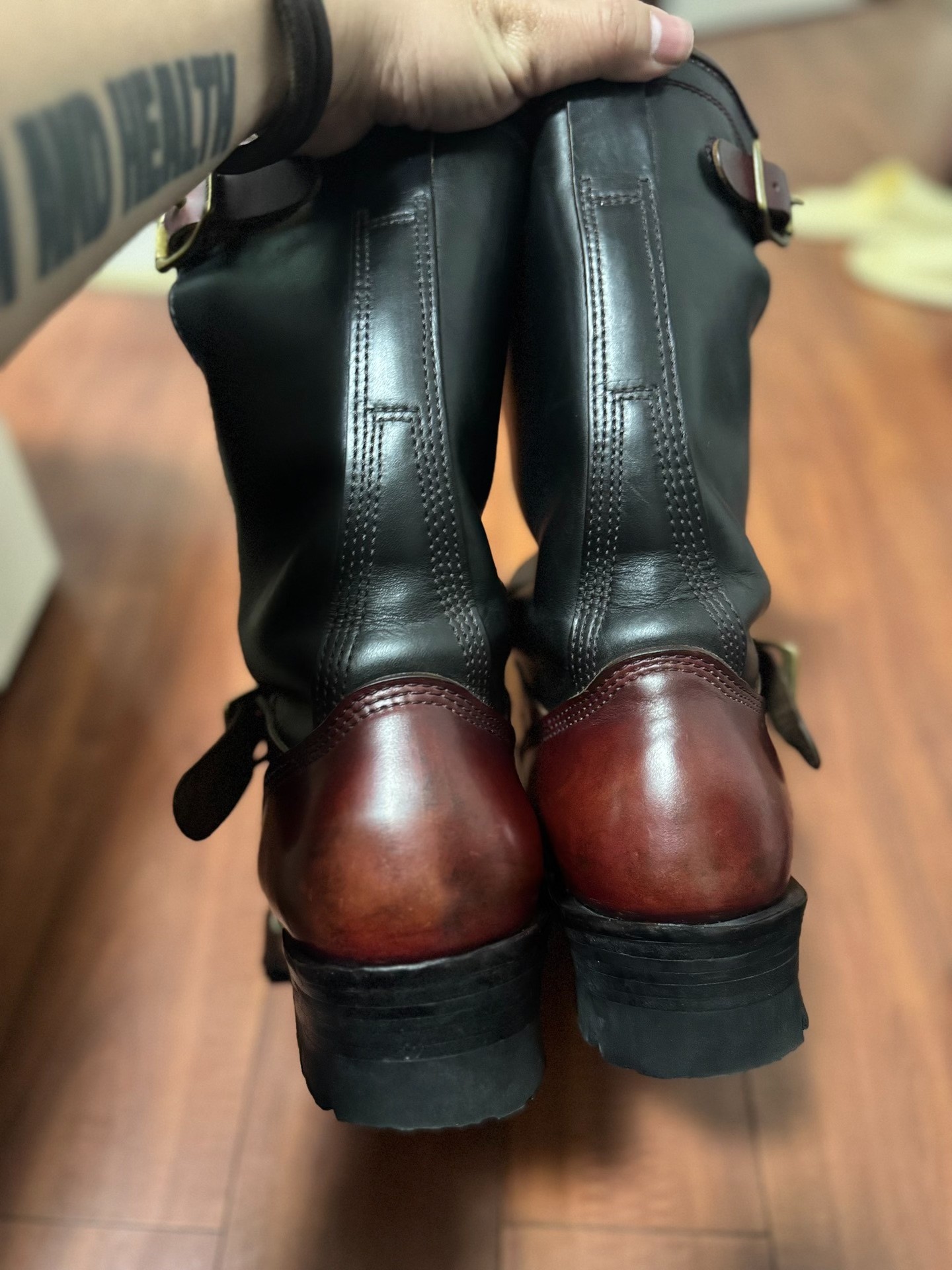 Zerrows Black Engineer Boots — label