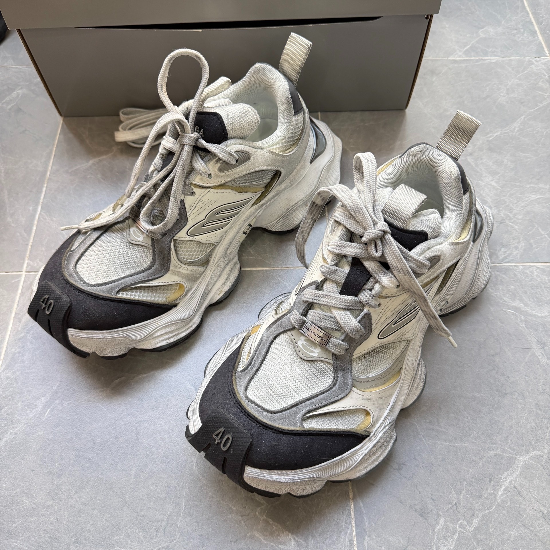 Balenciaga Cargo Distressed White-Gray Sneakers