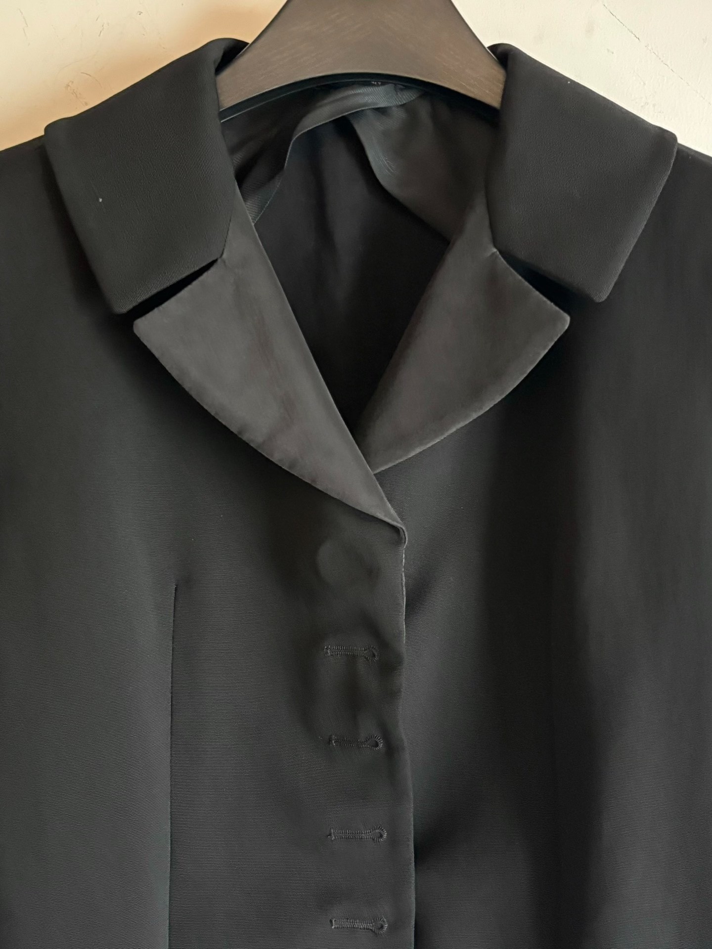Maison Margiela AW2015 Hidden Button Short Jacket — back