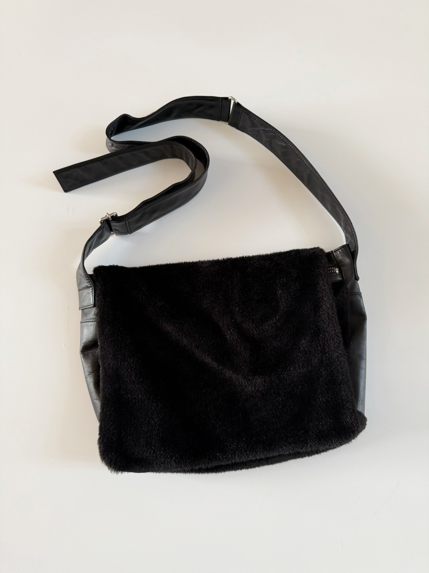 Yohji Yamamoto Leather Fur Crossbody Bag