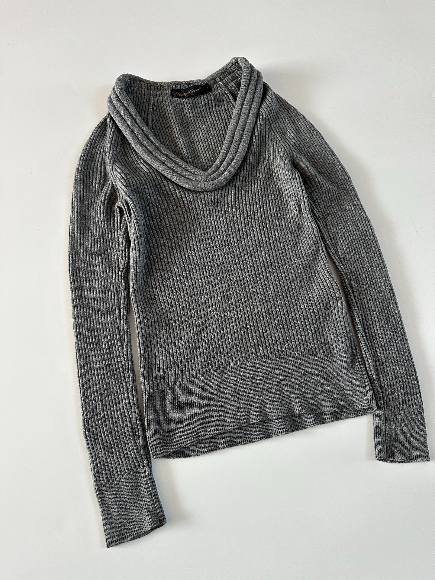 Undercover 2007 Show Gray Knit Sweater — detail