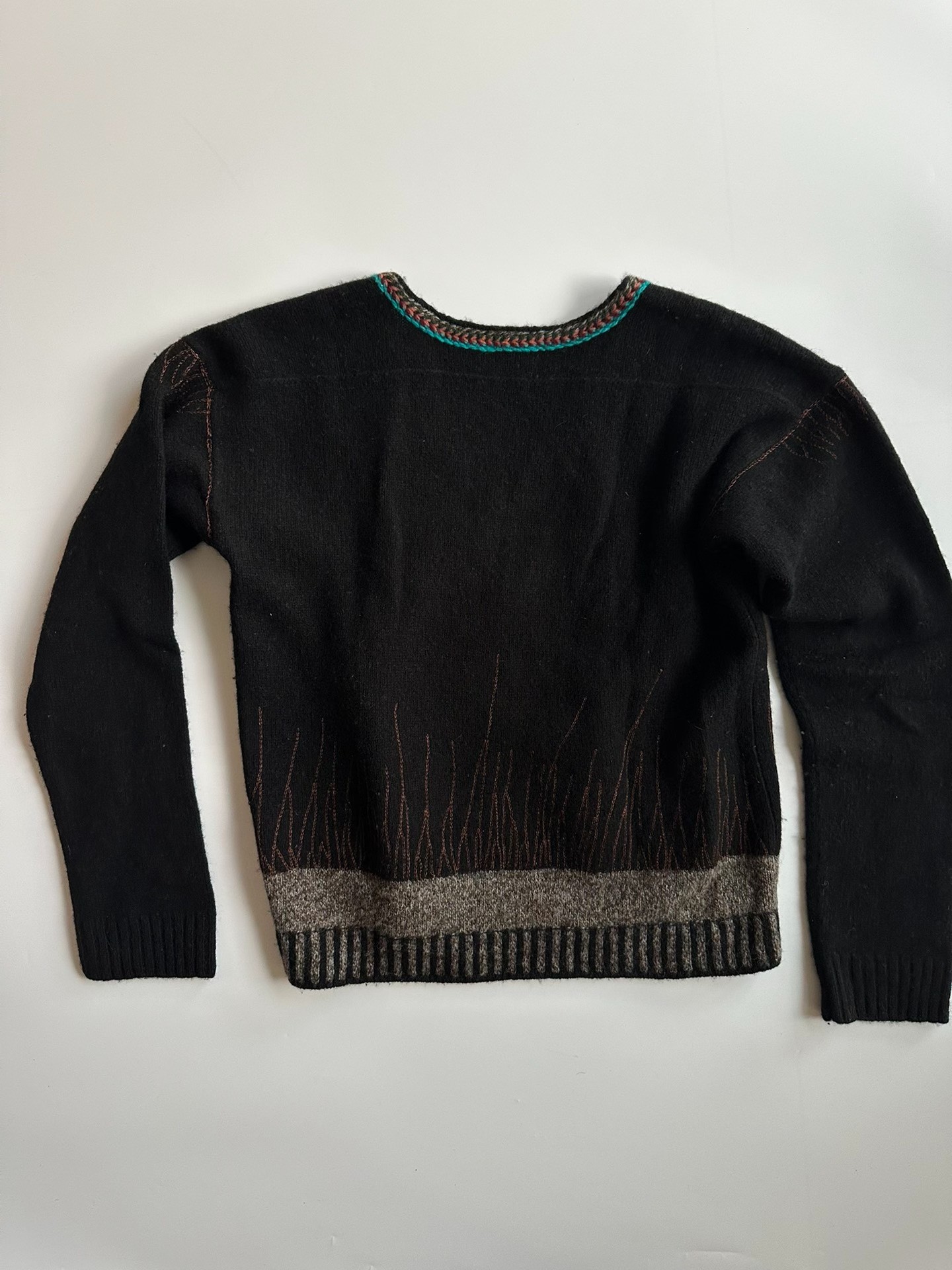 Dries Van Noten V-neck Sweater — detail