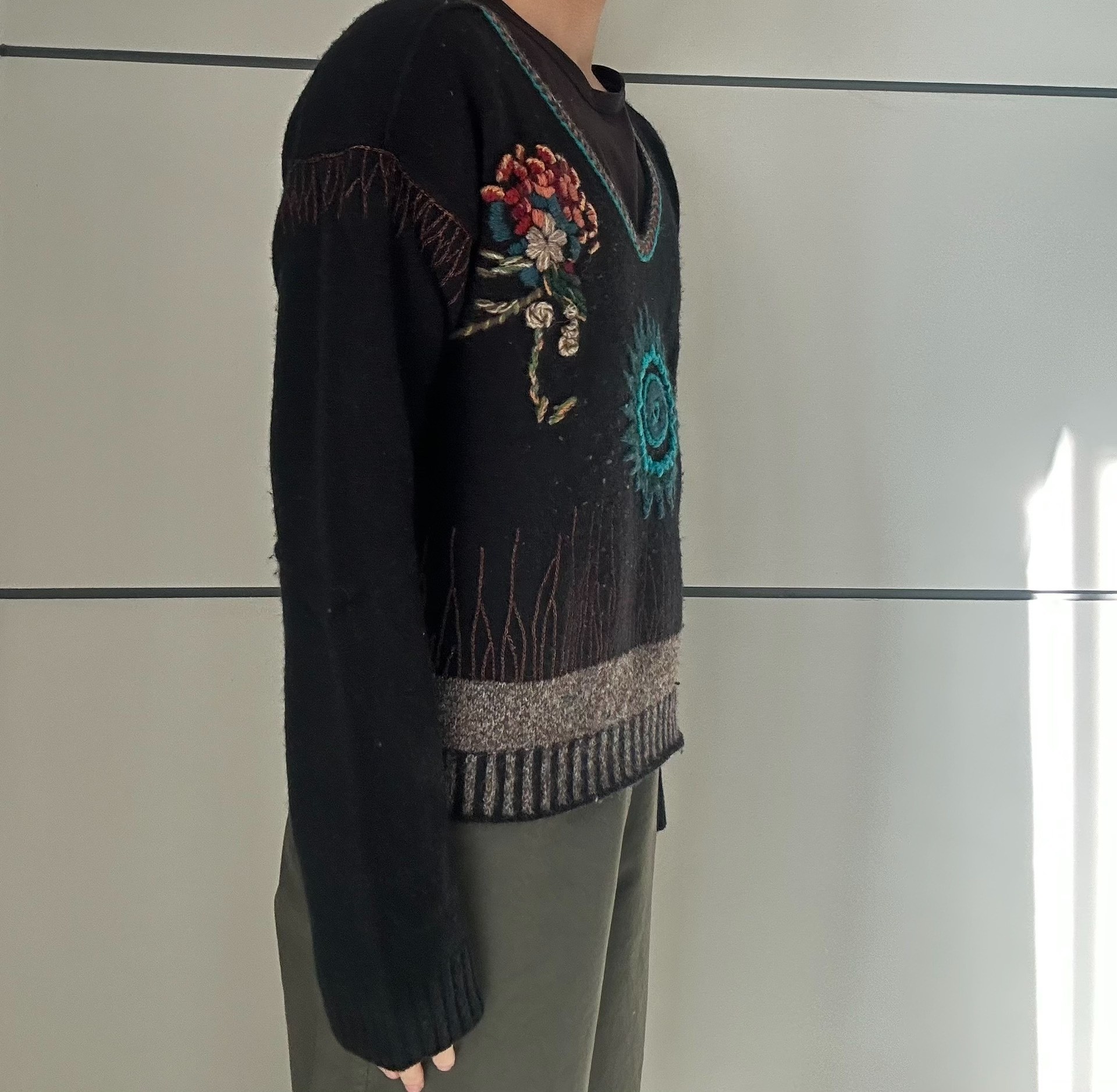 Dries Van Noten V-neck Sweater — label