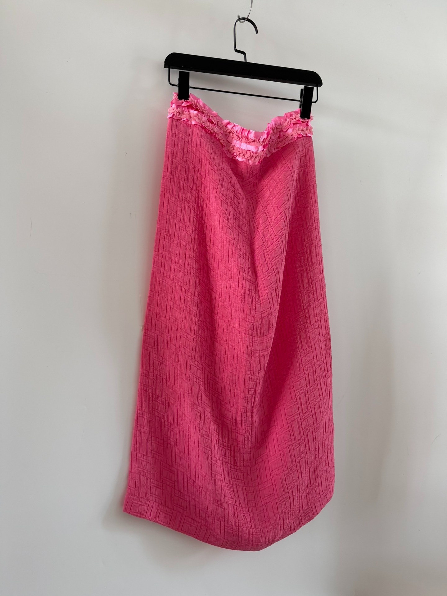 Comme des Garcons Pink Ruffled Midi Skirt — detail
