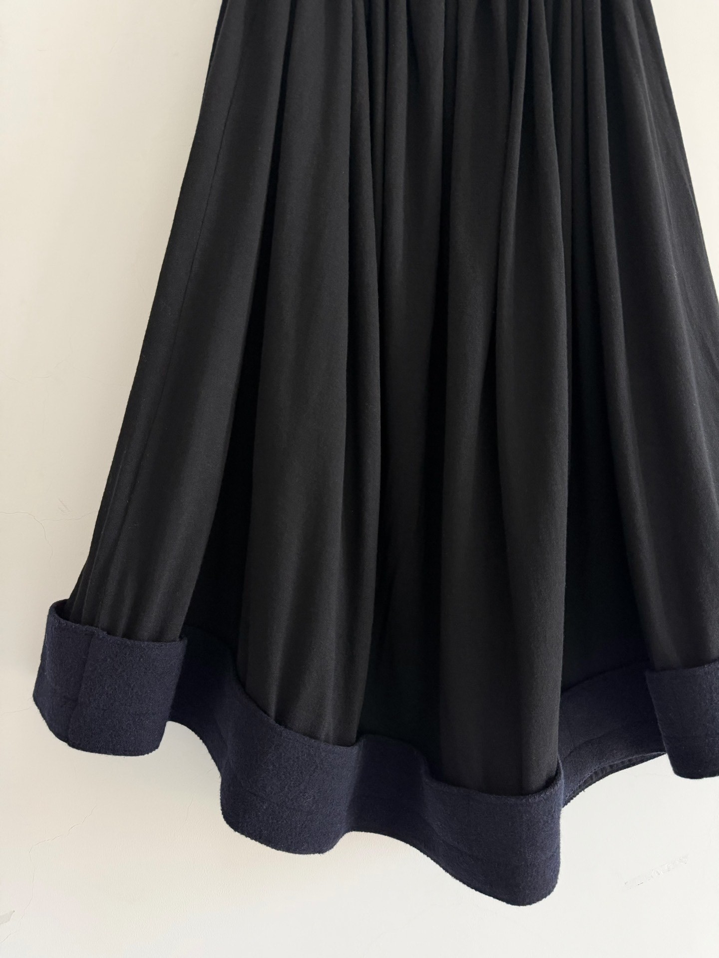Authentic Yohji Yamamoto 2002 Runway Wool Flared Skirt — label