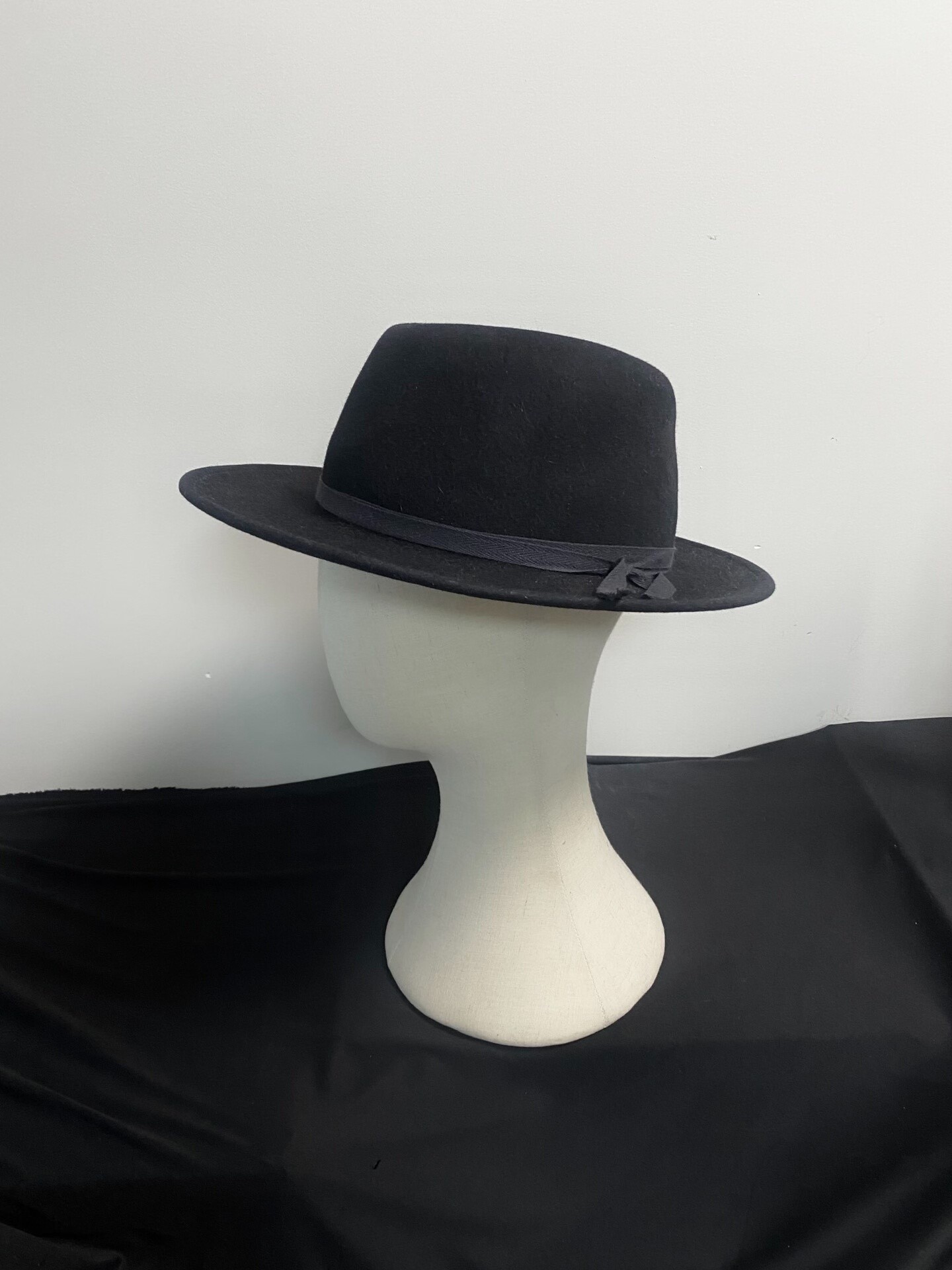 Ann Demeulemeester 2008 Fall Wide-Brimmed Hat — front