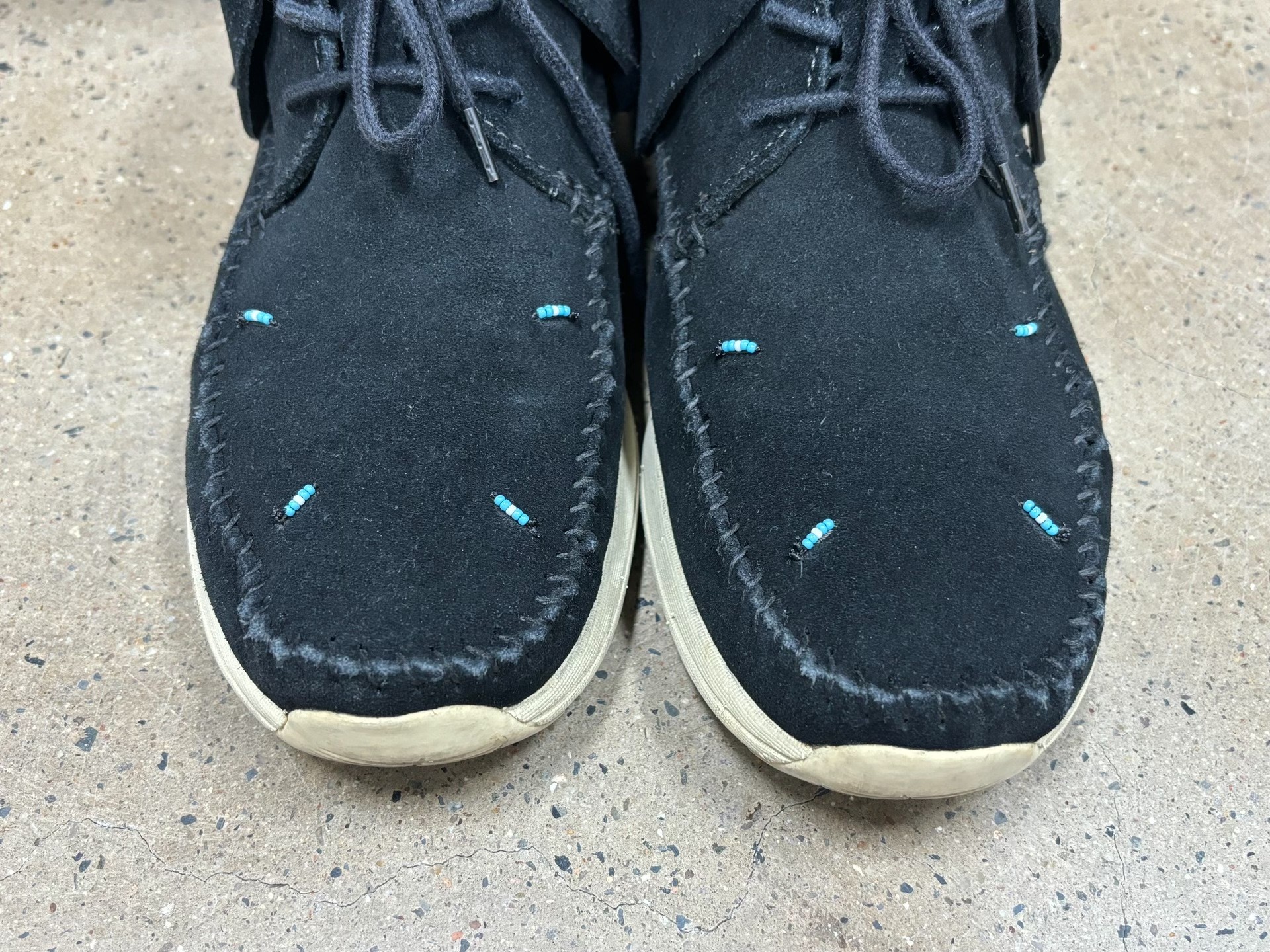 Visvim 21aw FBT Lhamo-Folk Suede Boots — label