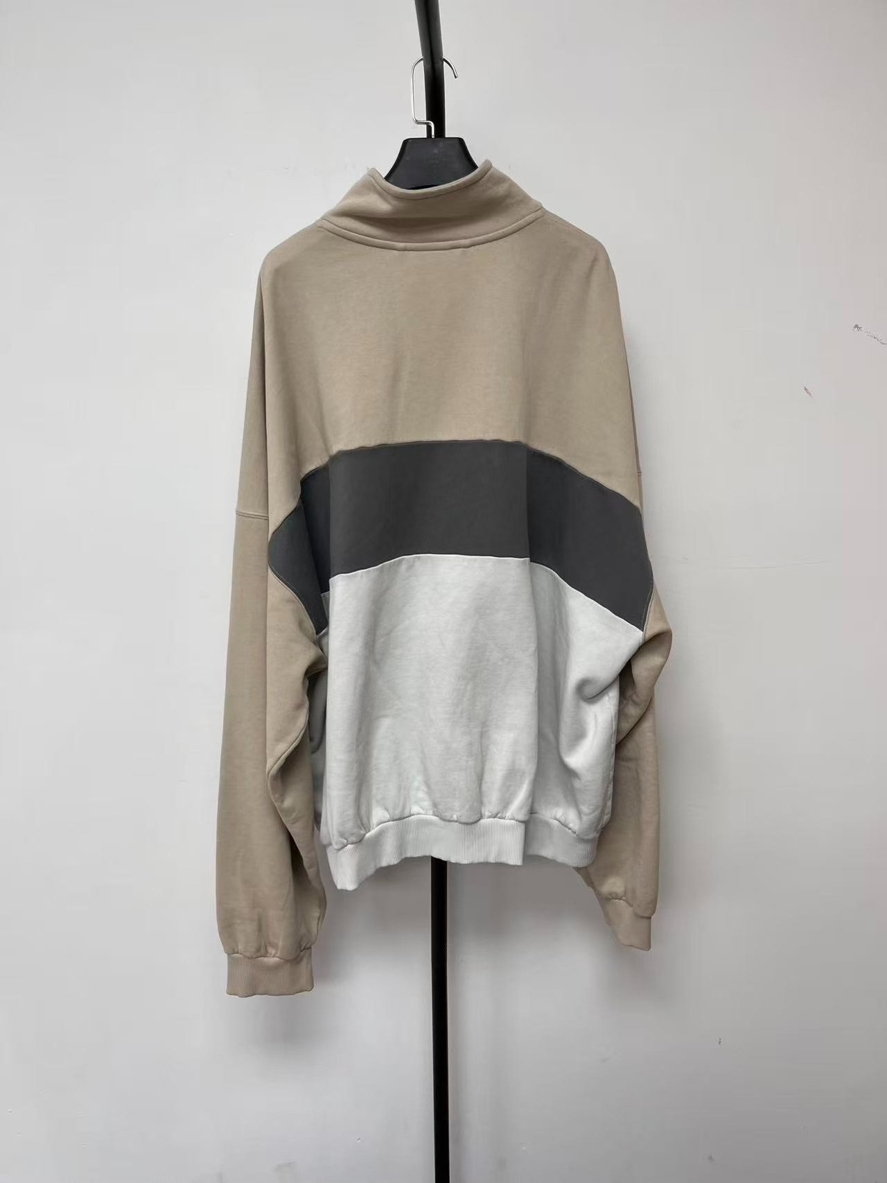 Balenciaga Men’s Logo Zip Jacket L — front
