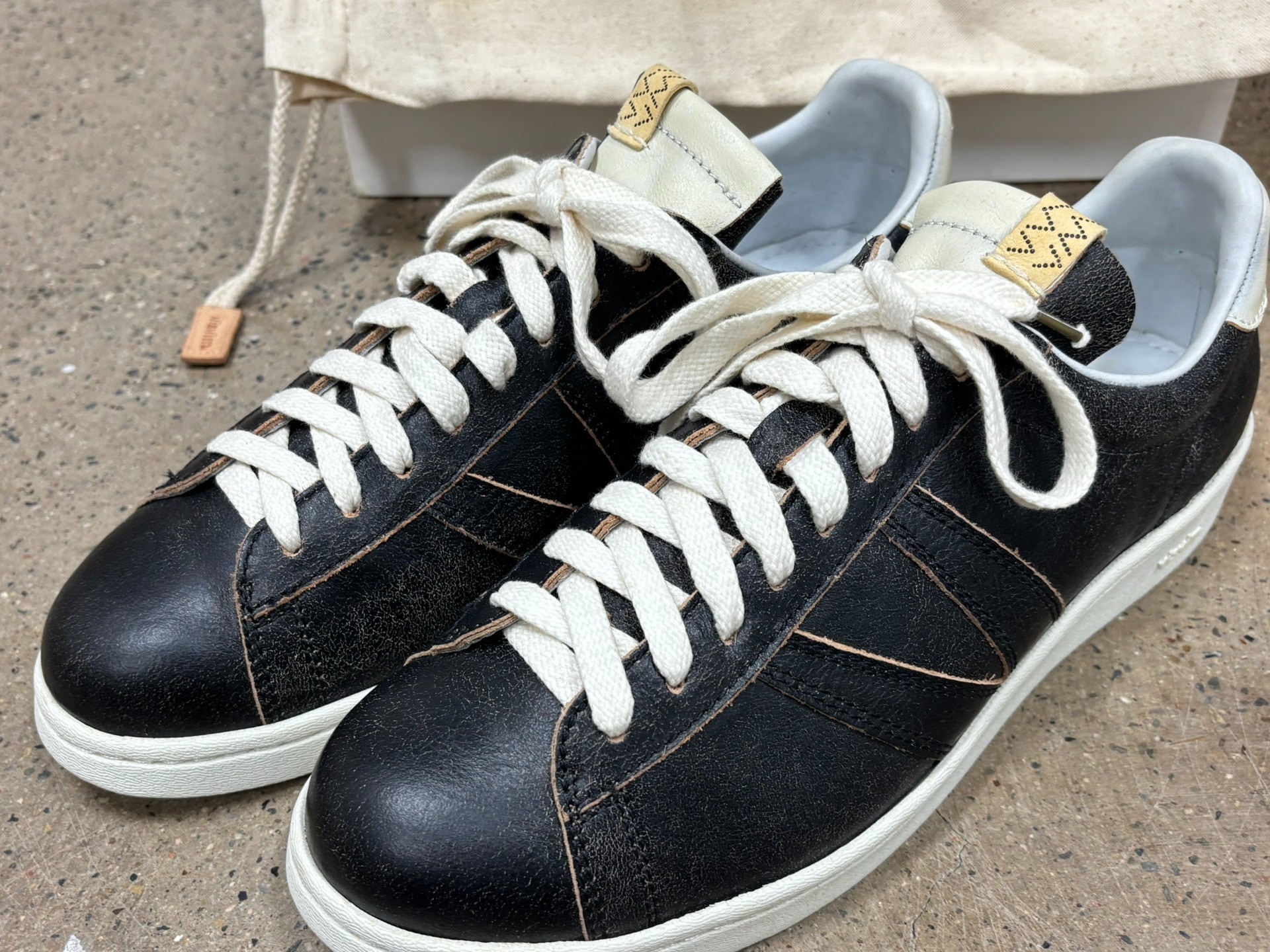 Visvim 21ss Black Corda-Folk Sneakers — label