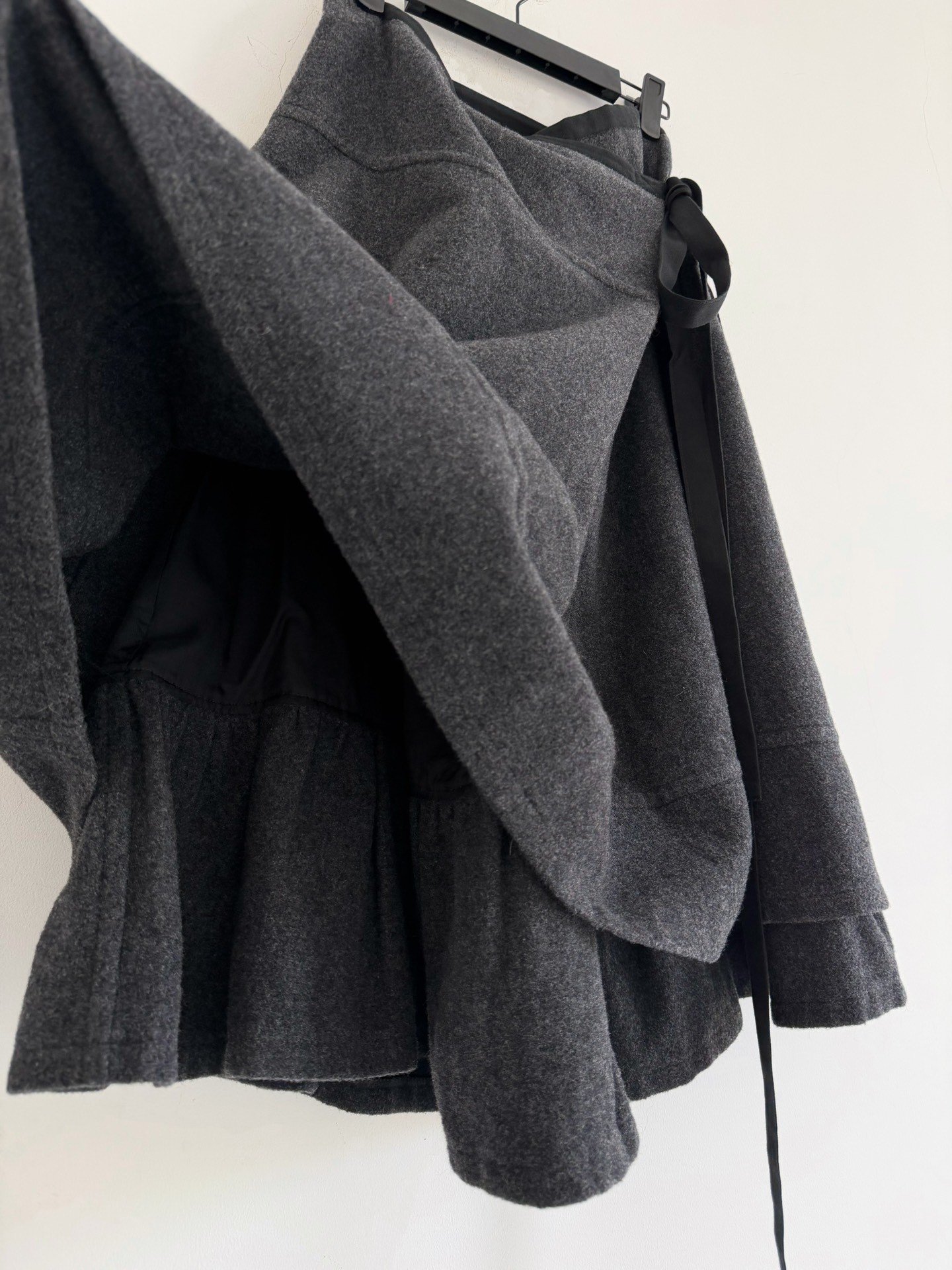 Comme des Garcons Tricot Tiered Wool Skirt — detail
