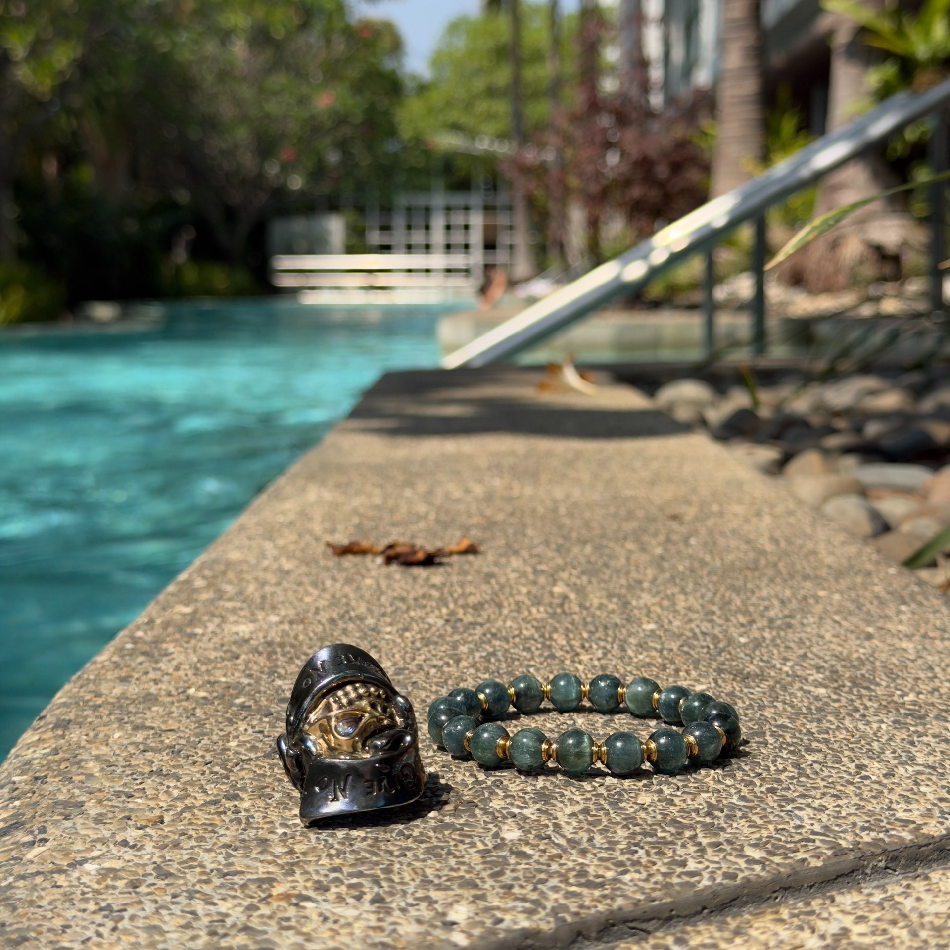 Starlingear GiveNoTakeNo Skull Ring — label