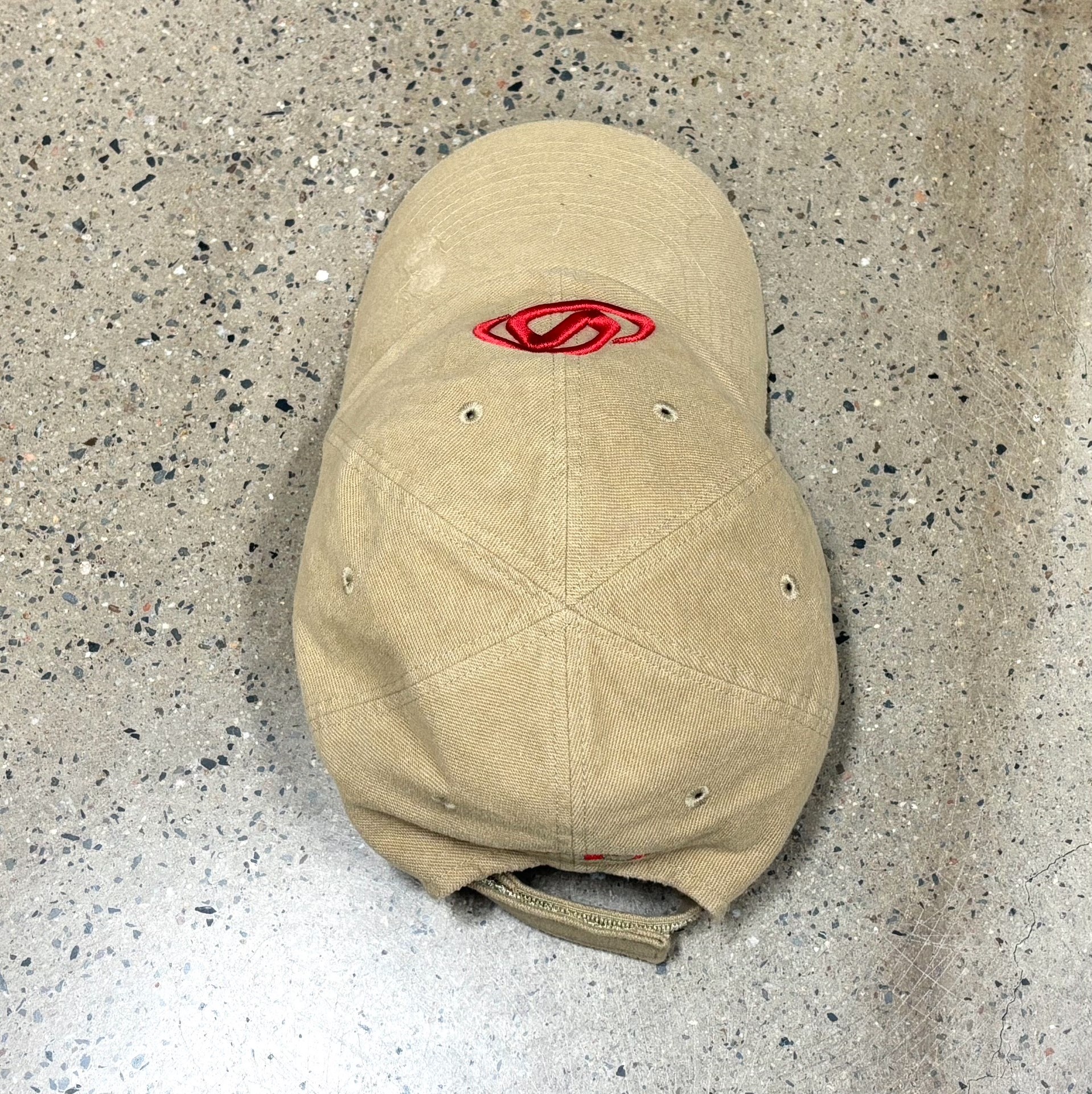 Vuja De 010 Distressed Baseball Cap — label