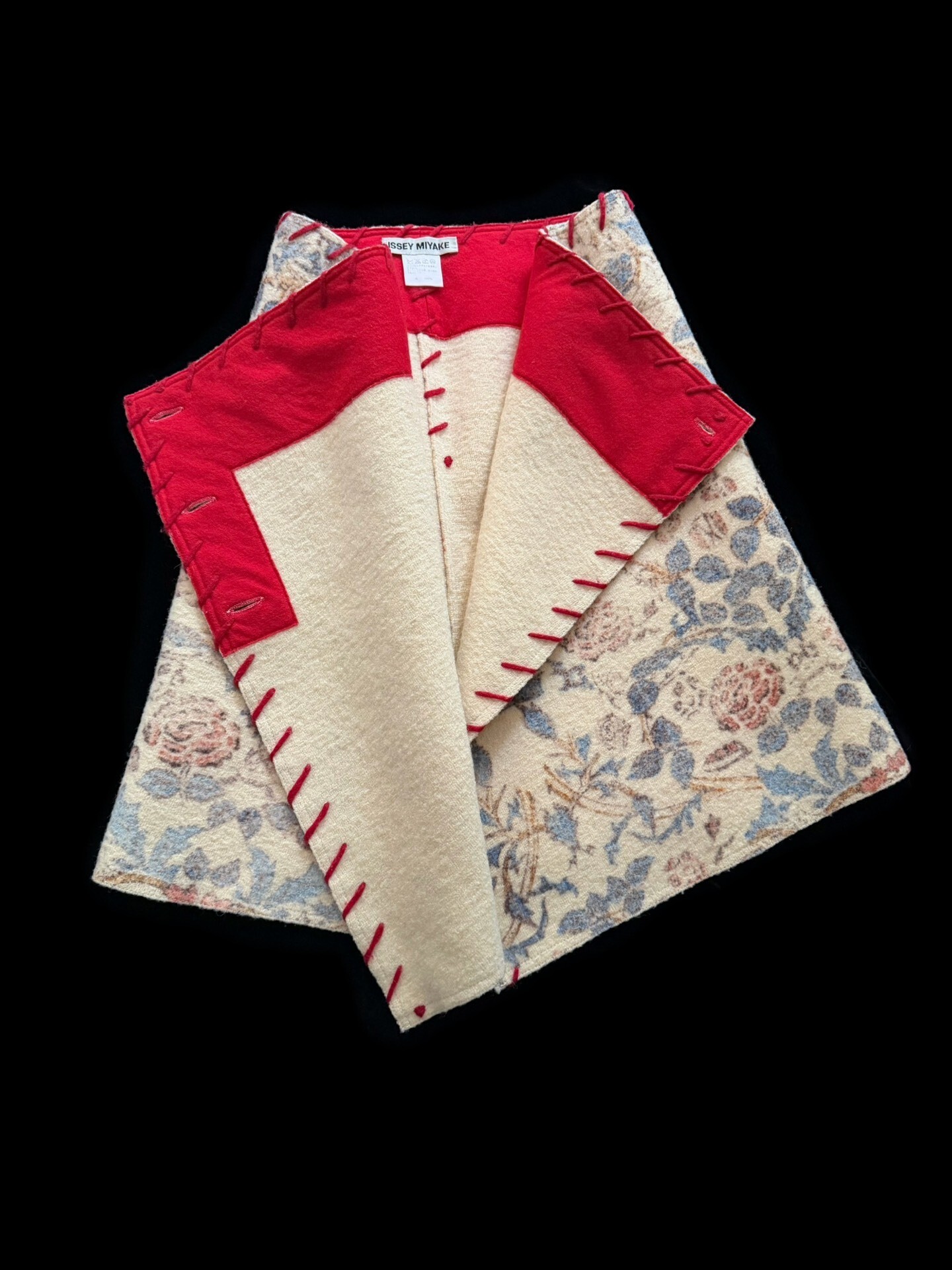 Issey Miyake 2003 Vintage Floral Wrap Skirt — detail