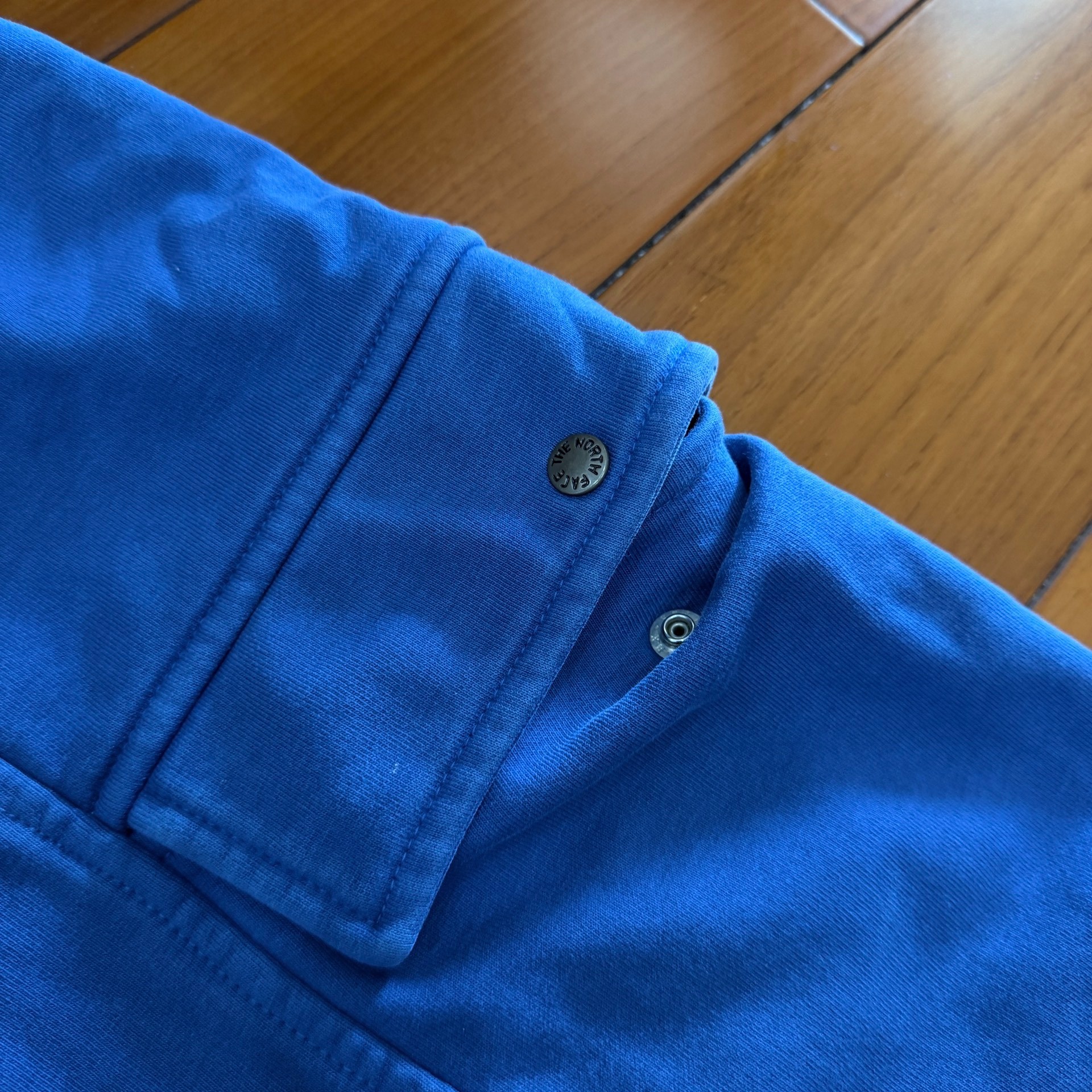 The North Face Blue Cargo Shorts — detail