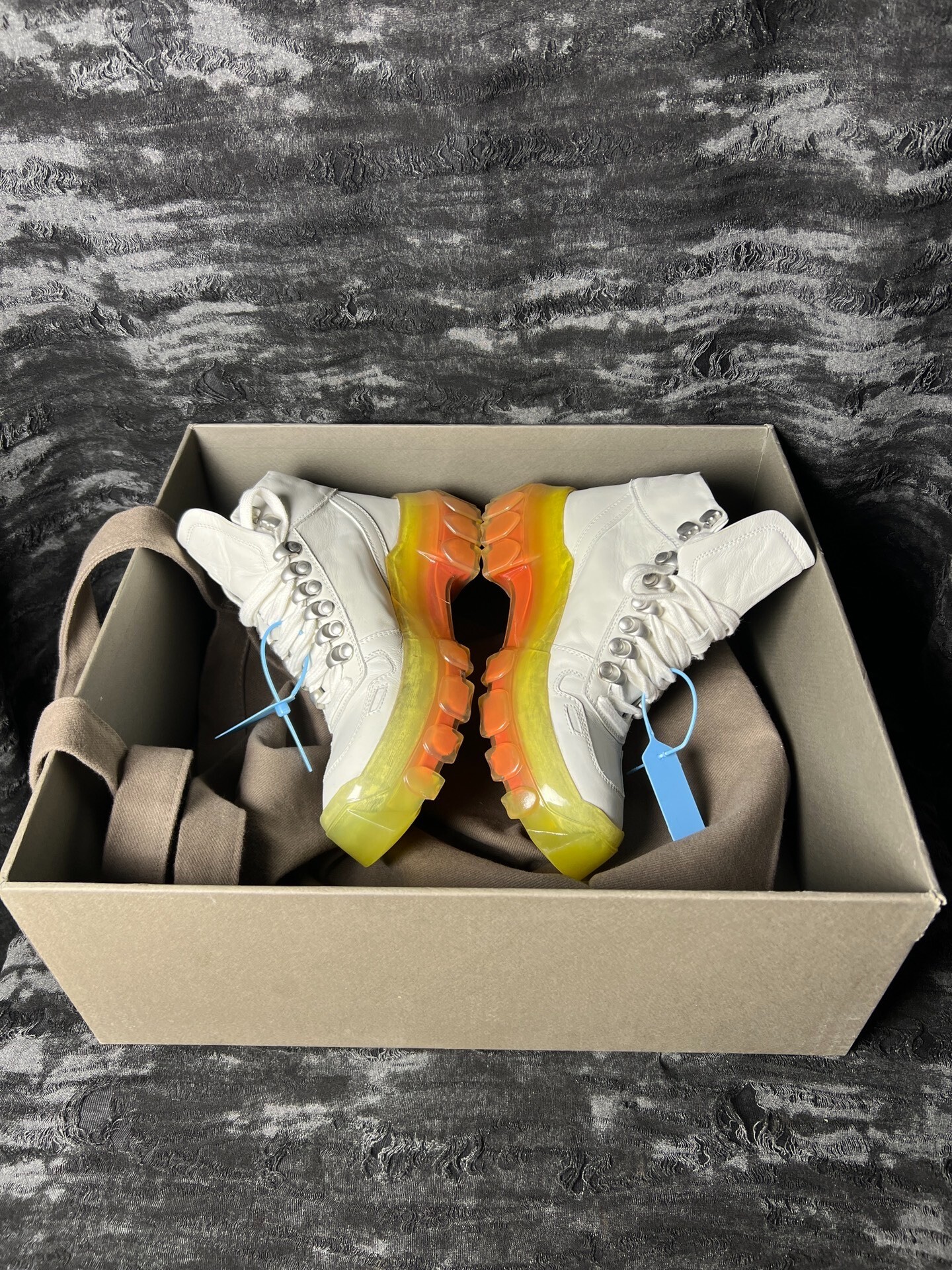 Rick Owens 20SS Gradient Sole Short Boots