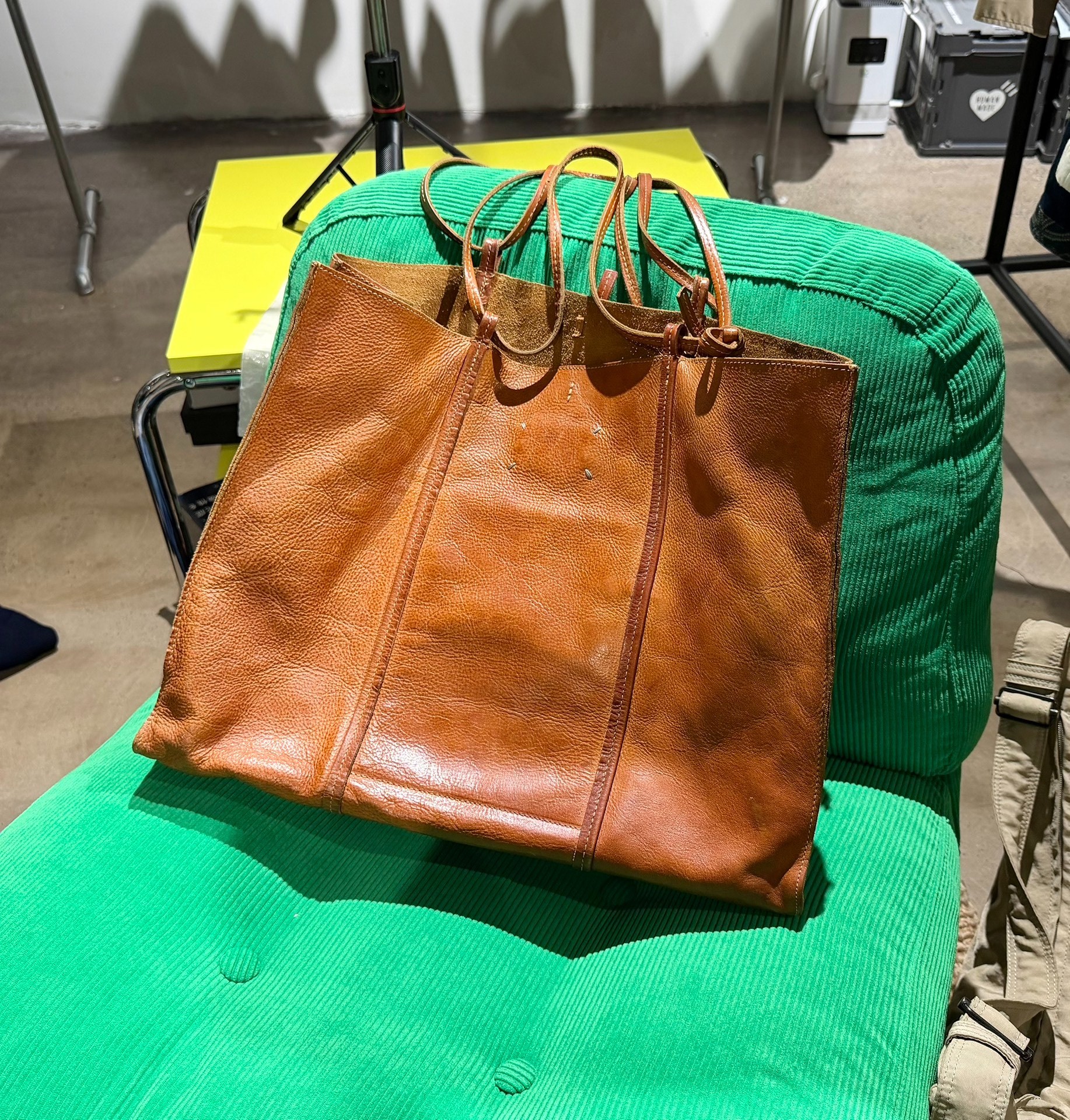 Maison Margiela Brown Leather Tote Bag — detail