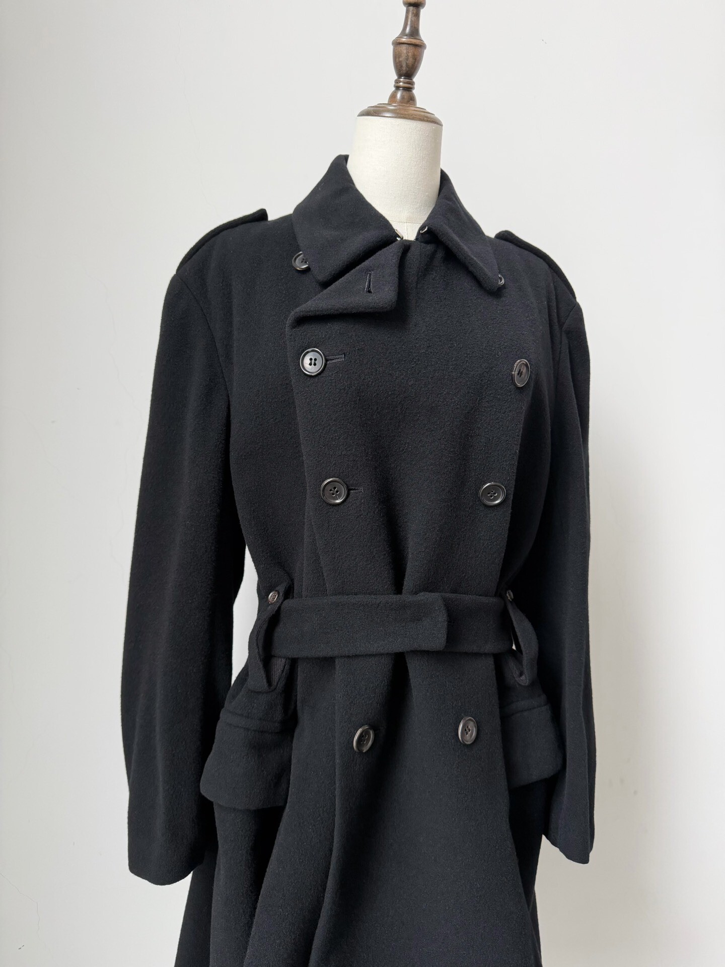 Comme des Garcons 1994 Wool Coat — detail
