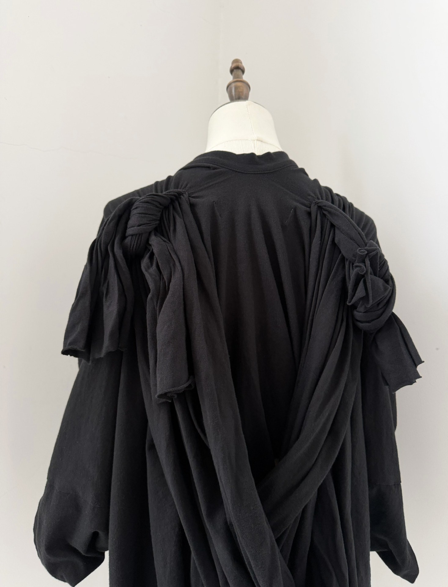 Comme des Garcons TAO Line Top — label