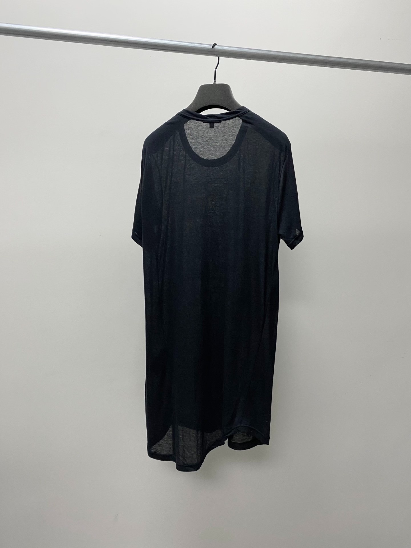 Ann Demeulemeester Black Longline T-Shirt — detail