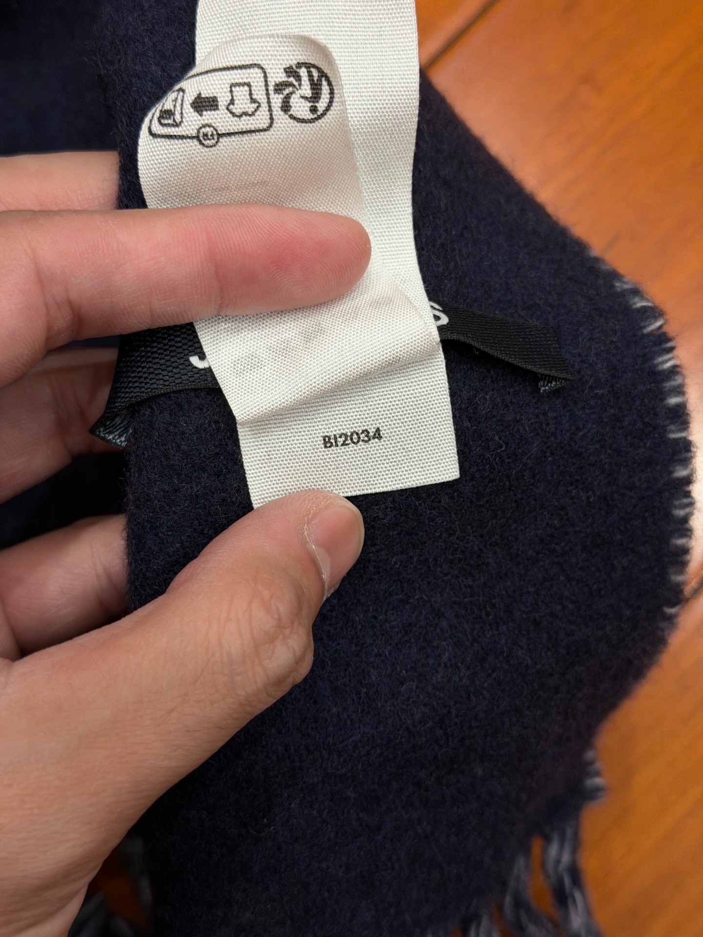 Jacquemus Navy Fringed Scarf — label