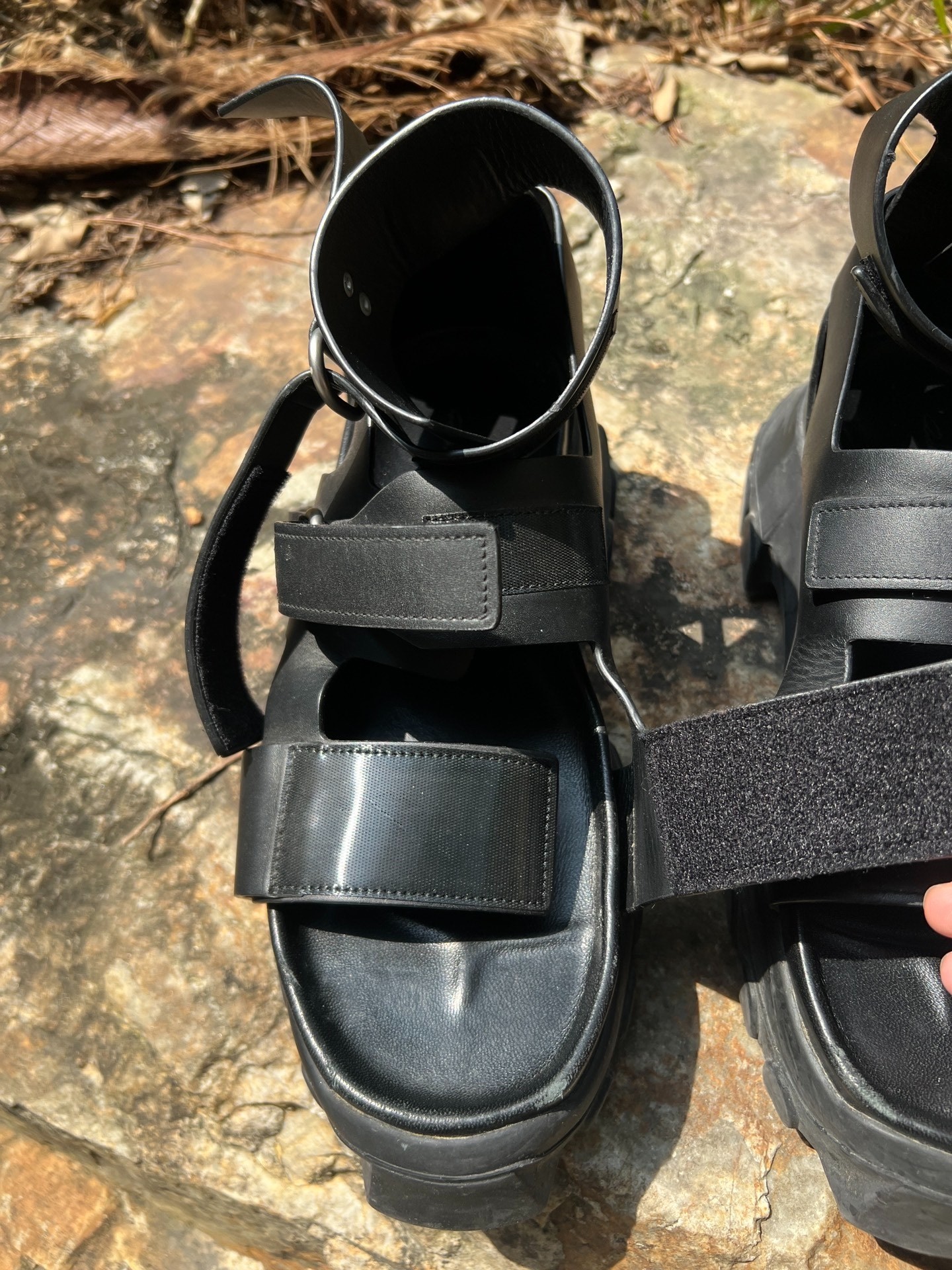Rick Owens 20SS Tank Sole Leather Sandals — detail