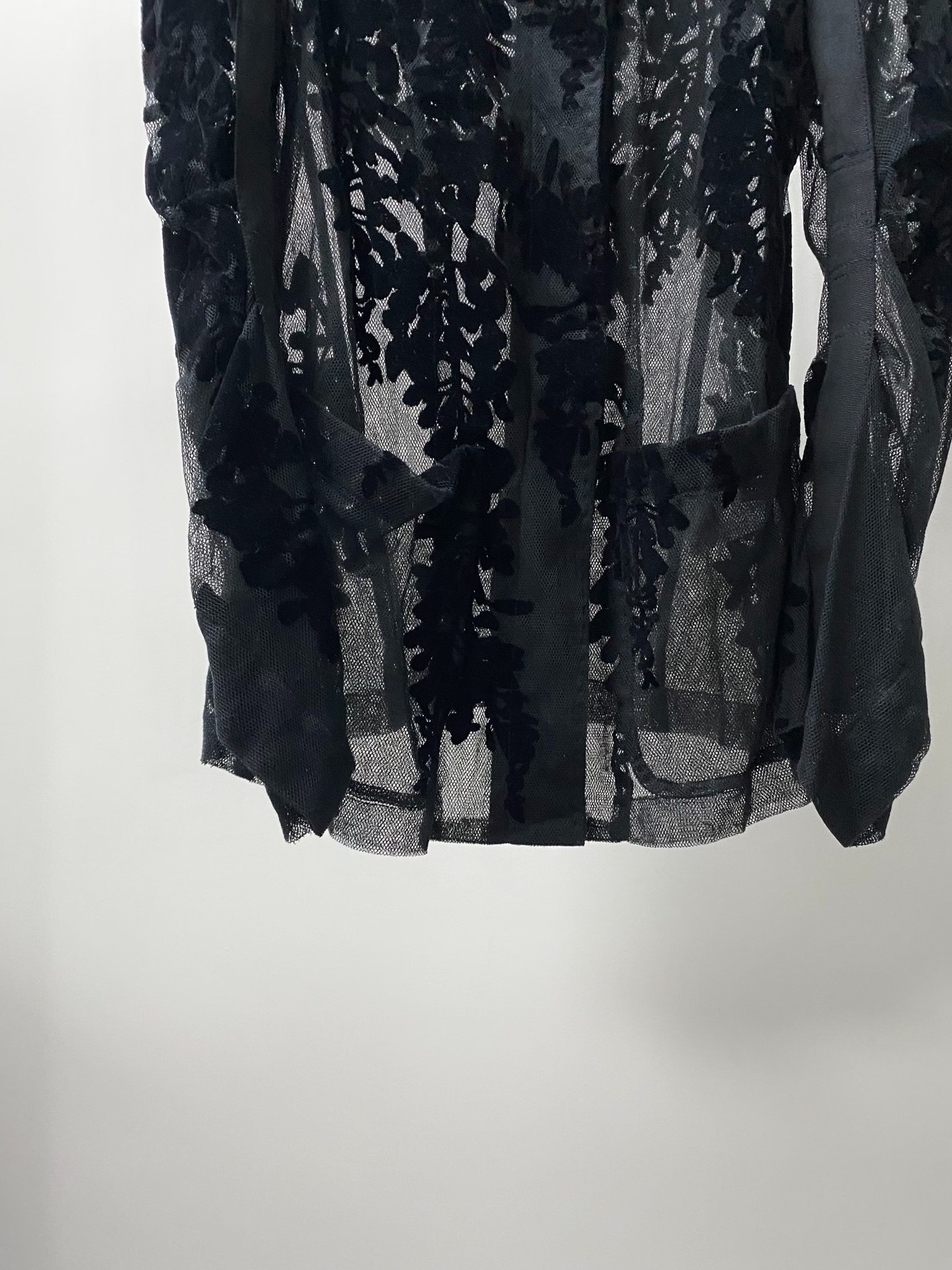Ann Demeulemeester Final Season Coat — label