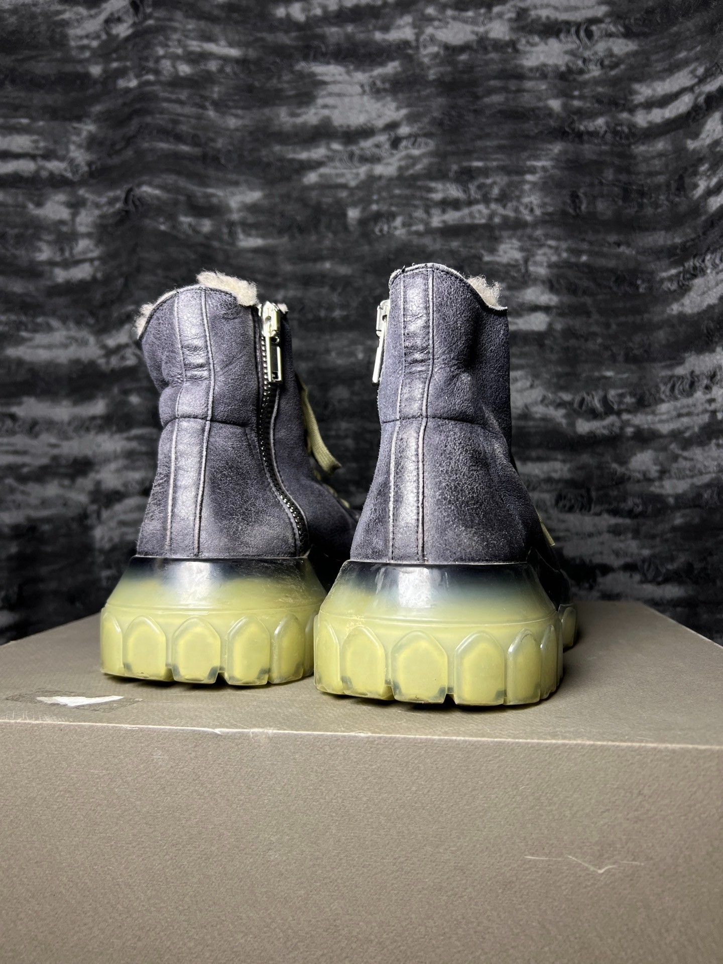 Rick Owens 20FW Platform Boots — label