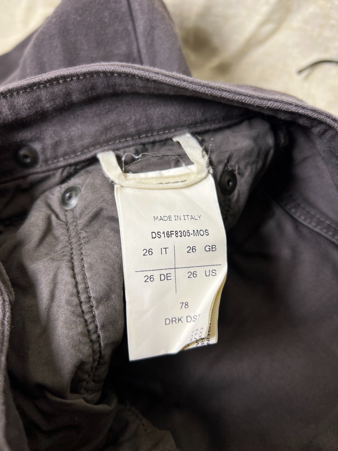 Rick Owens 16FW Torrance Cropped Suede Jeans — label