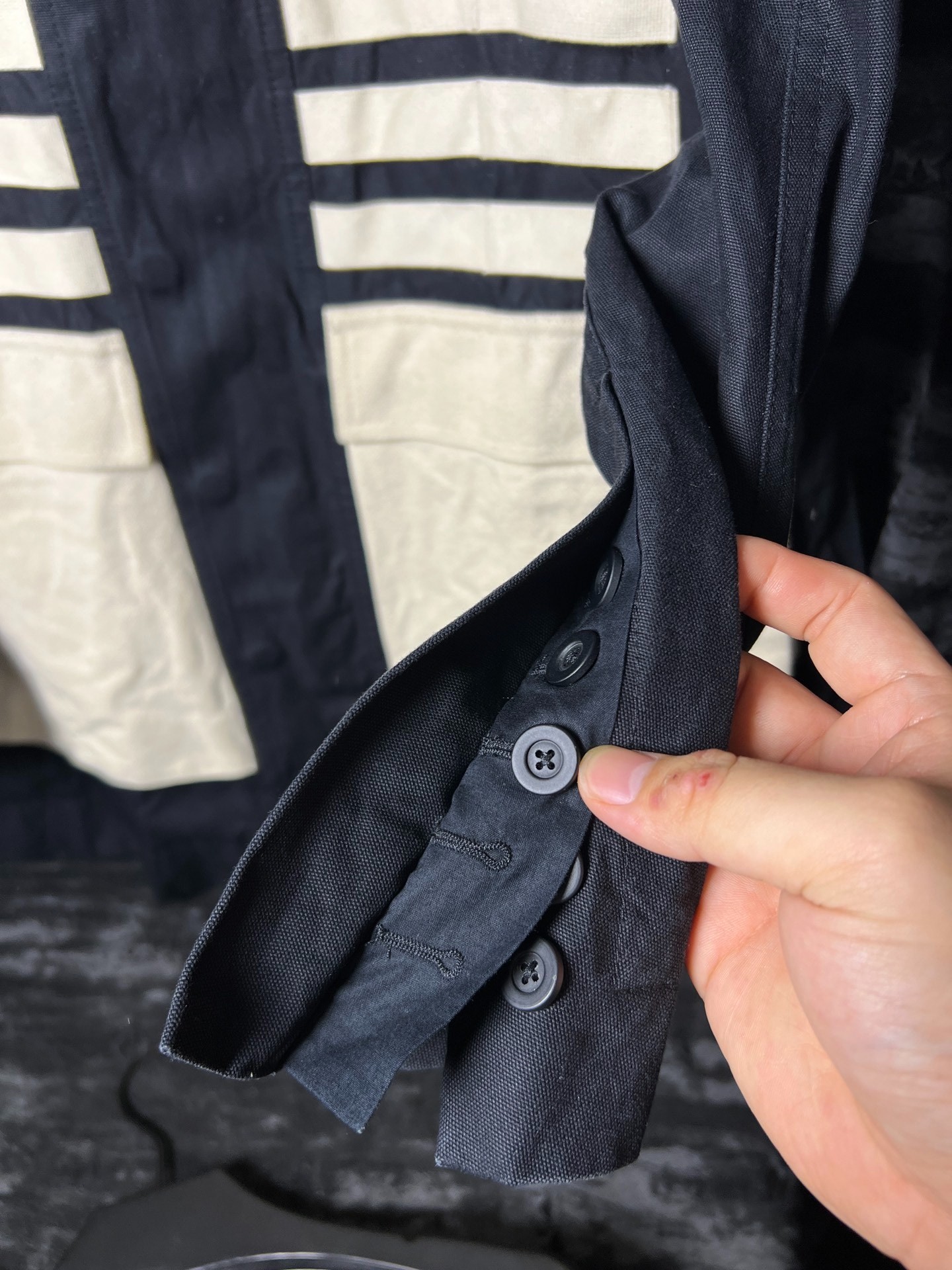 Rick Owens 16SS Showpiece Trench Coat — label