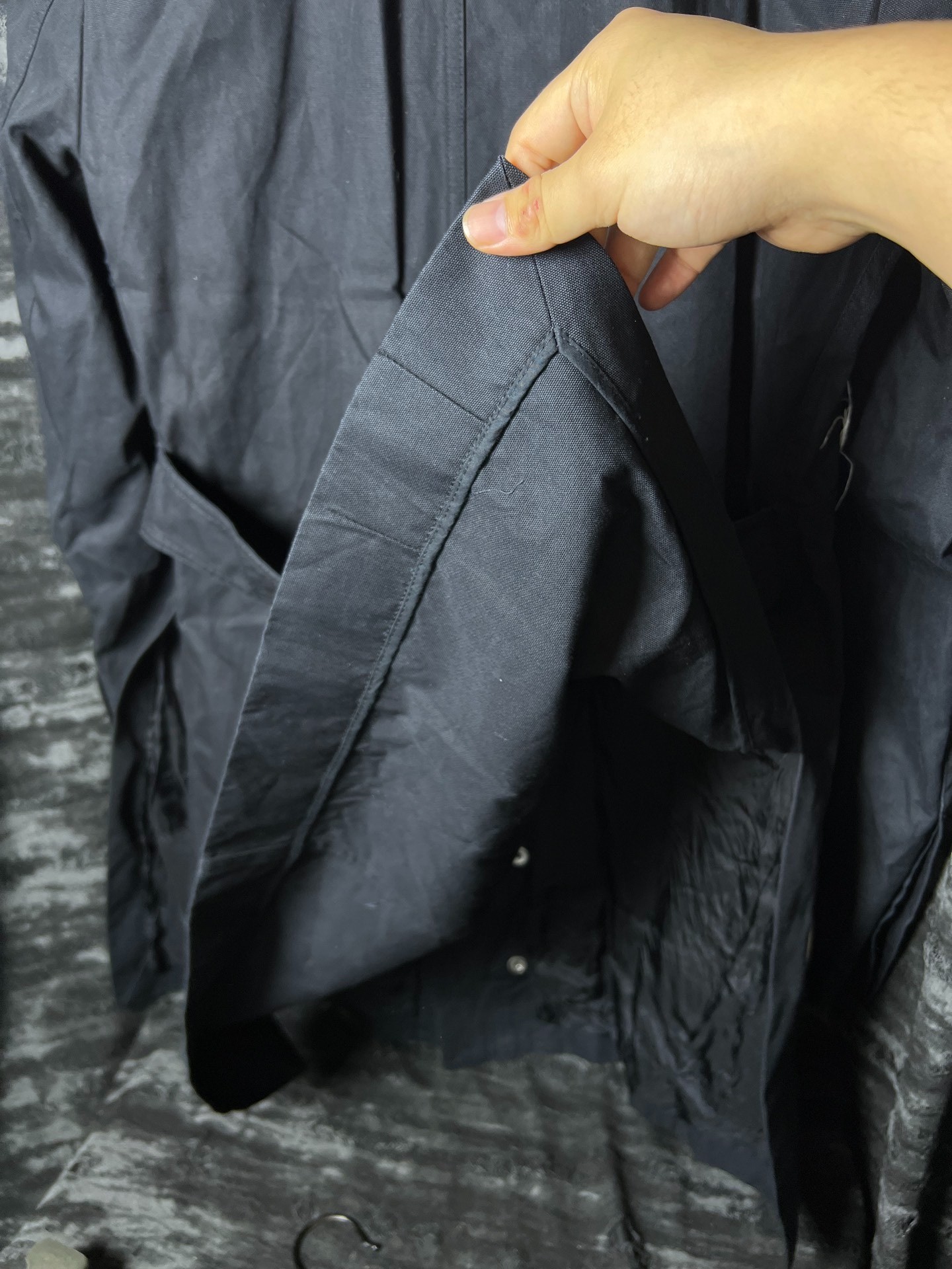 Rick Owens 16SS Showpiece Trench Coat — detail
