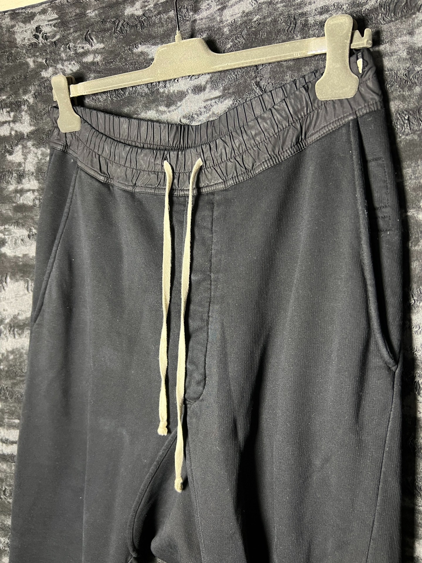 Rick Owens 16FW Fleece-Lined Drop Crotch Pants — front
