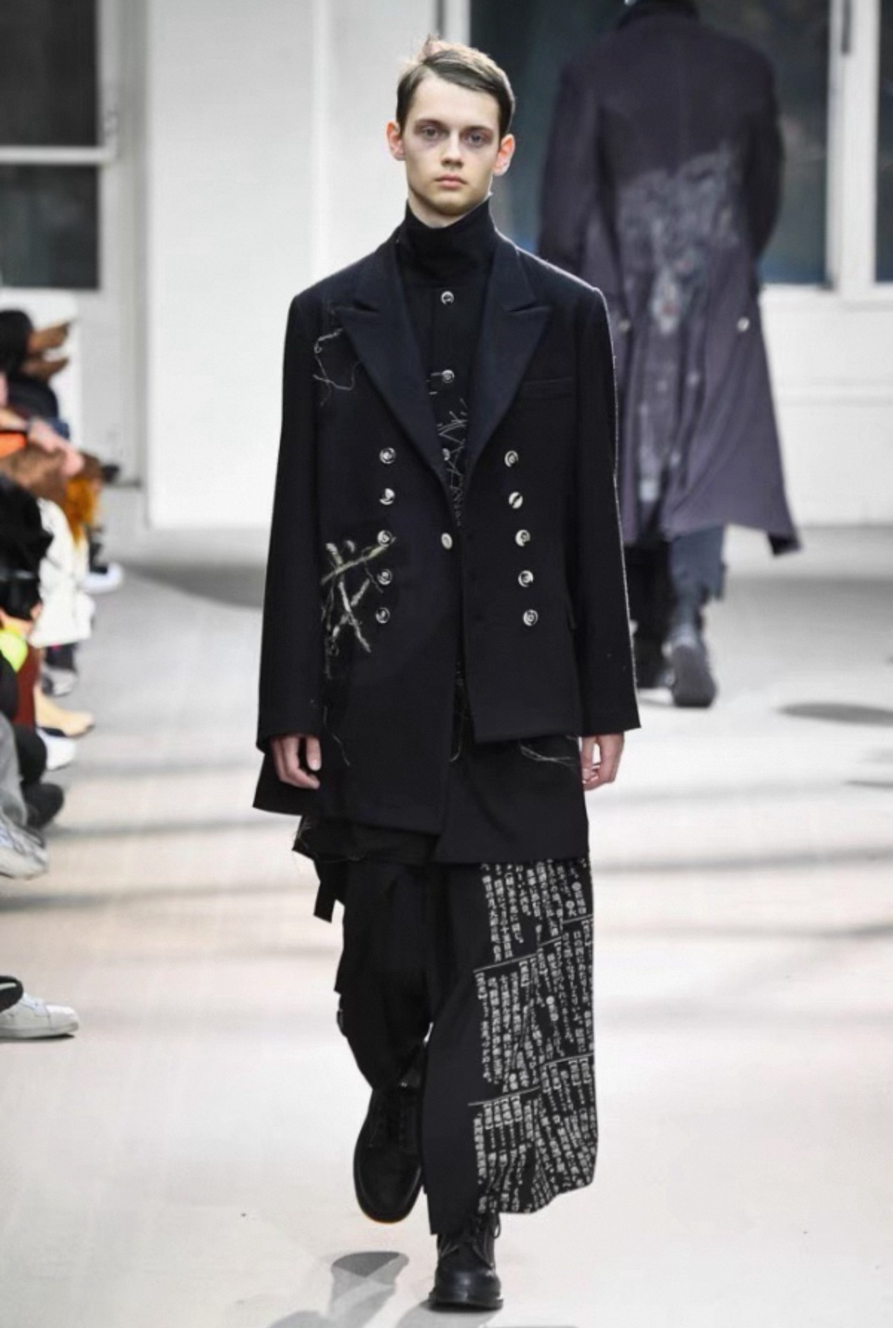 Yohji Yamamoto 23AW Black Skirt Pant — label