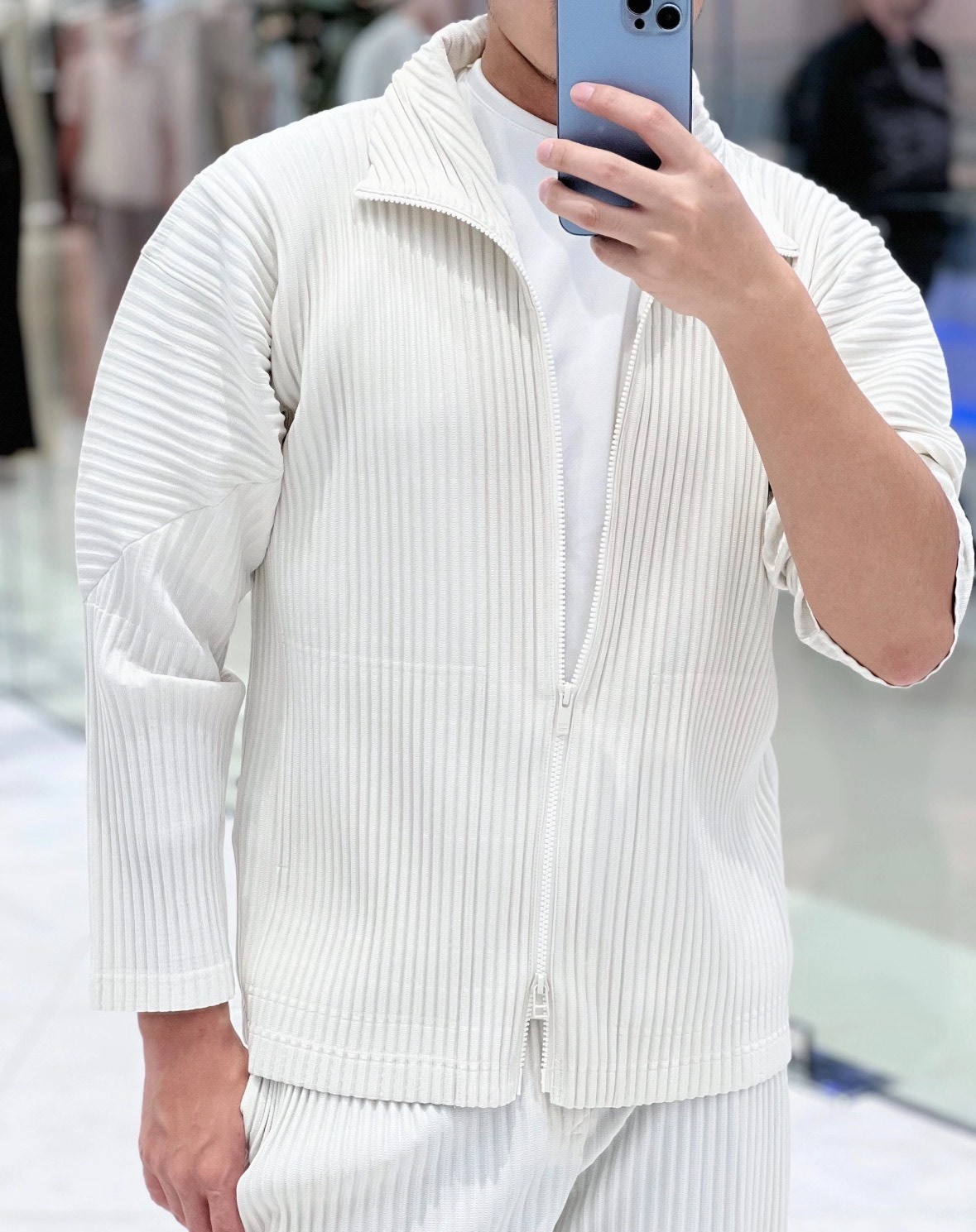 Issey Miyake Pleated Zip Jacket — detail