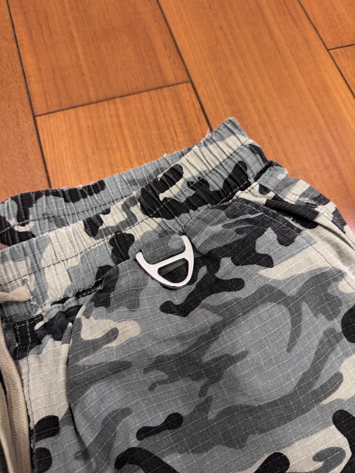 FR(13)NDS White Camo Cargo Pants — detail