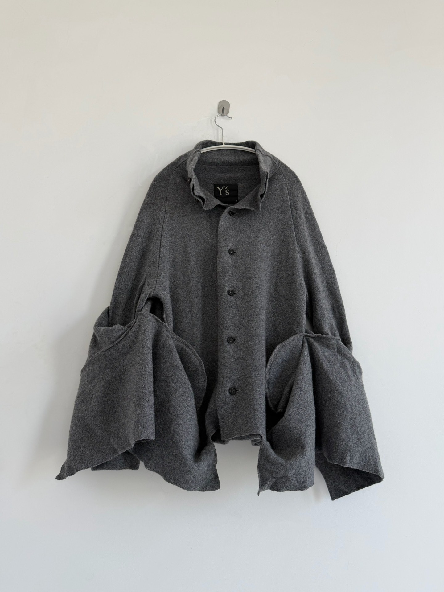Y's Double-Knit Wool Top — label