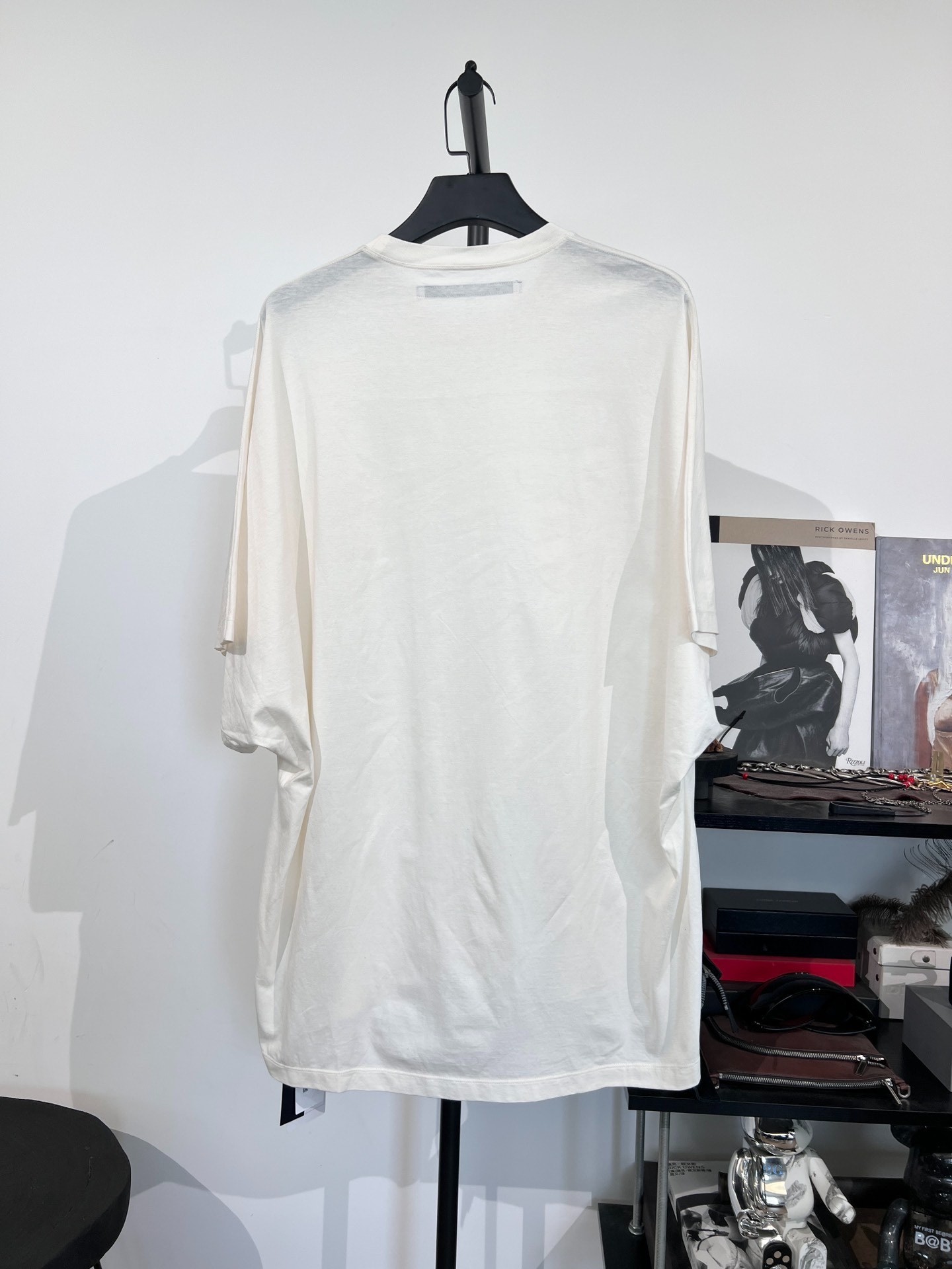 Julius 7 Cream Oversized T-Shirt — front