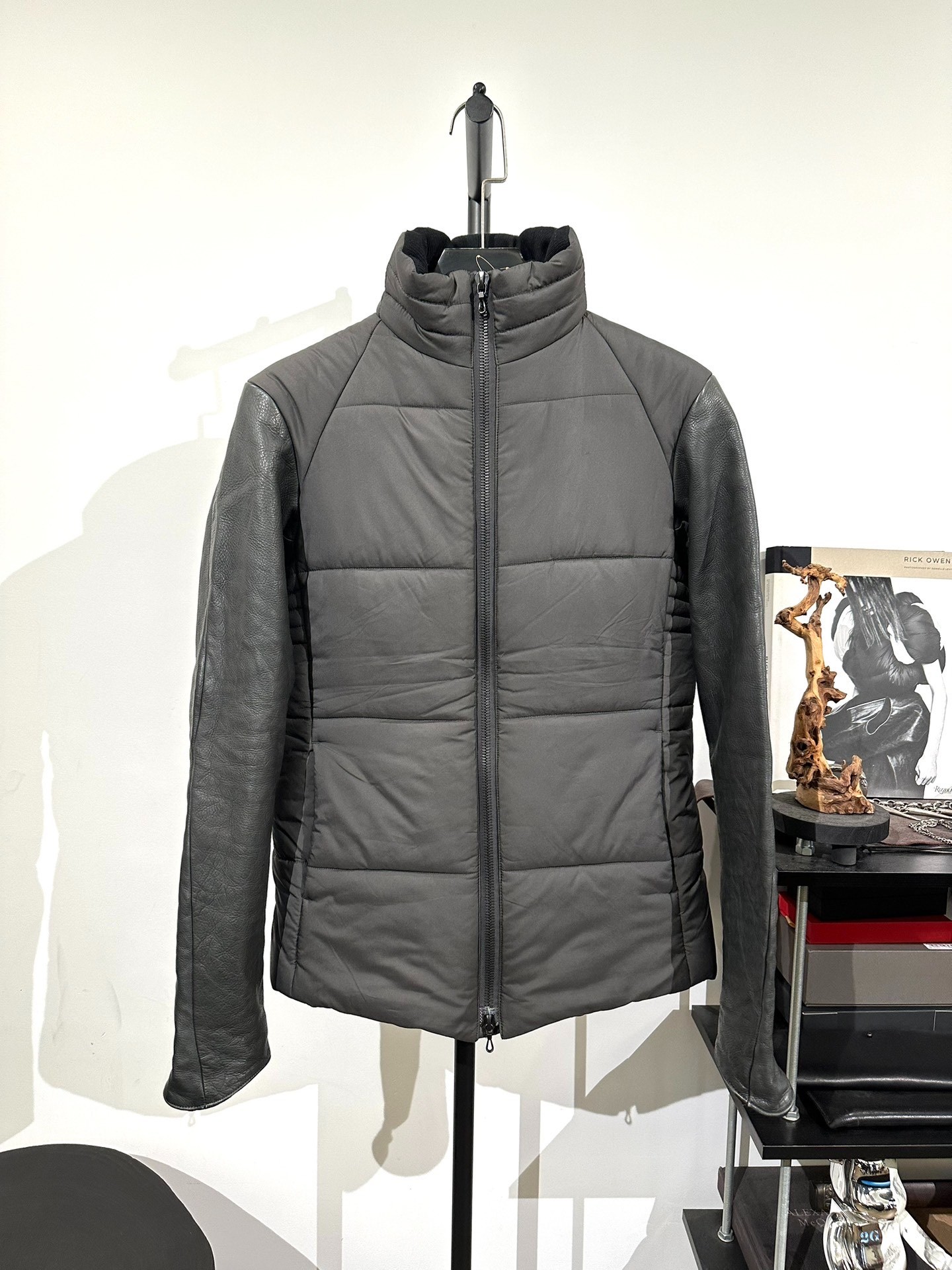 DEVOA Leather-Sleeved Quilted Puffer Jacket